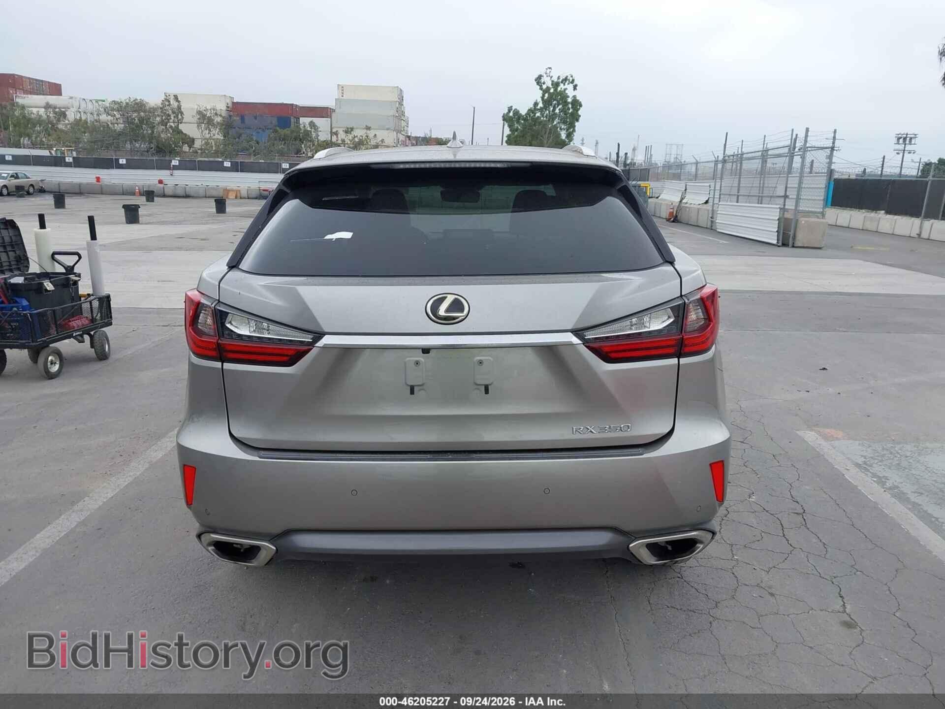 2017 LEXUS RX 350 - VIN: 2T2ZZMCA2HC042000 - Photo 16
