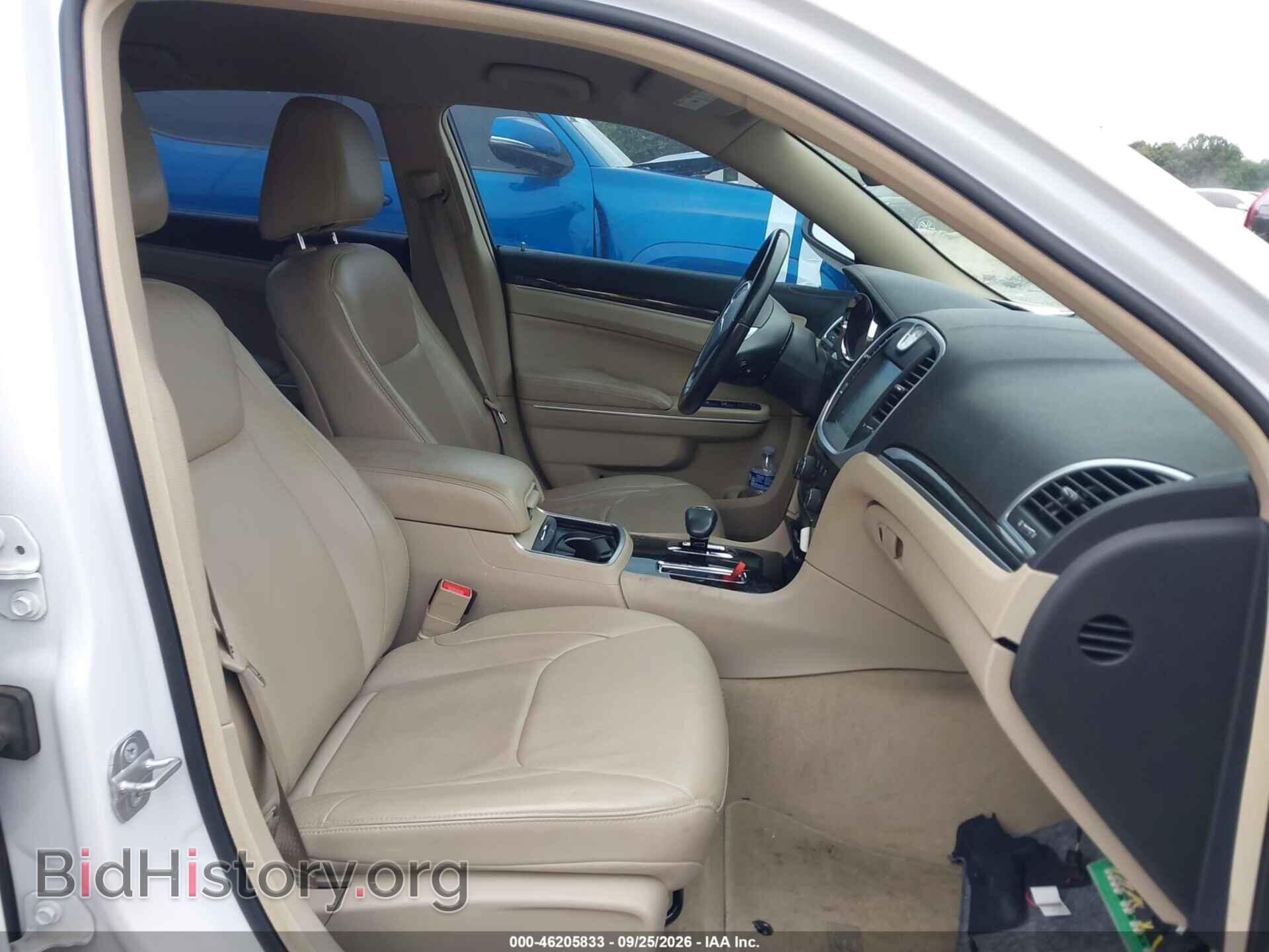 2014 CHRYSLER 300 - VIN: 2C3CCAAG2EH202979 - Photo 5