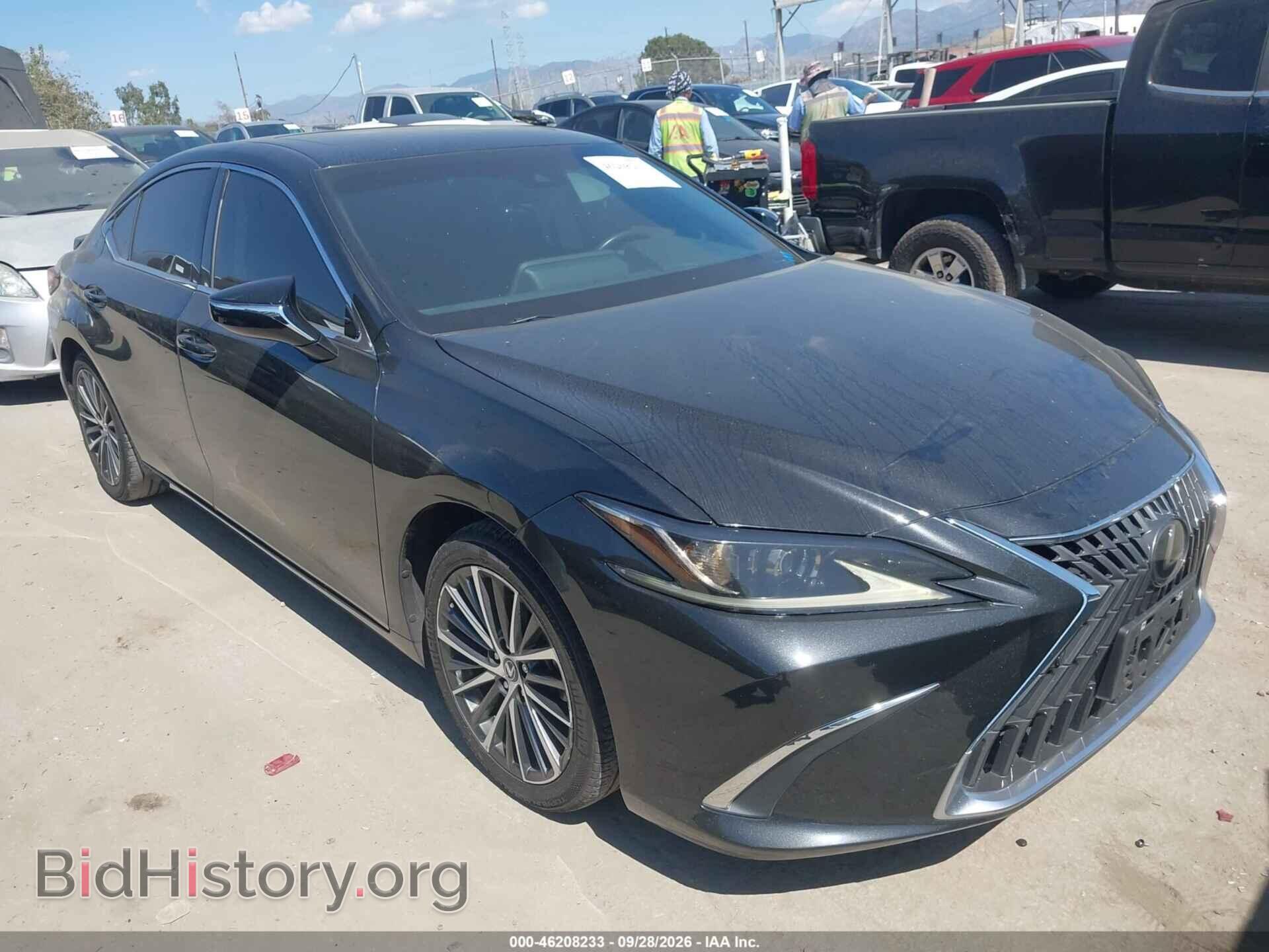 Фотография 58ADA1C19RU047353 - LEXUS ES 300H 2024