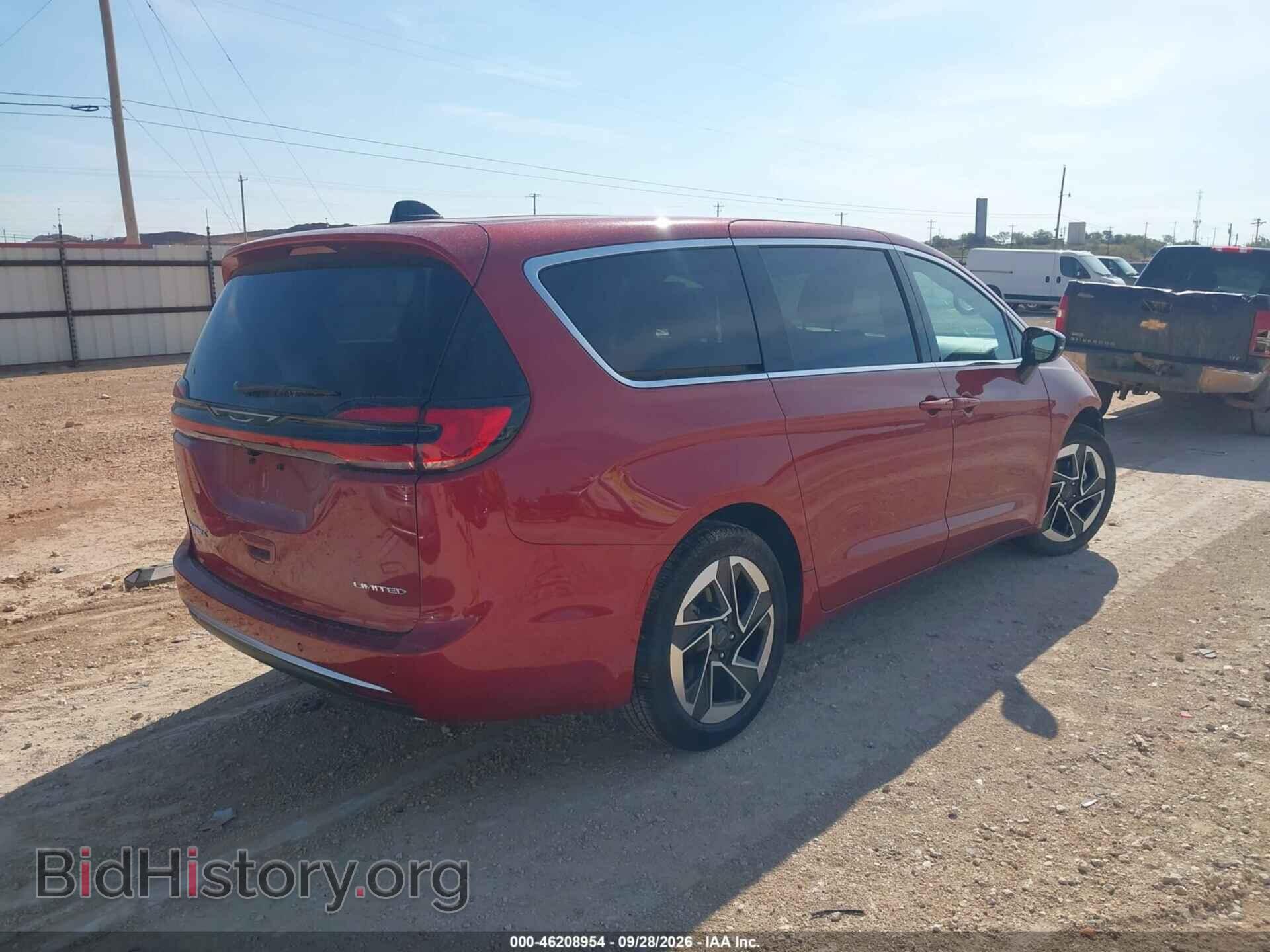 2027 CHRYSLER PACIFICA - VIN: 2C4RC1GGXVR601405 - Photo 4