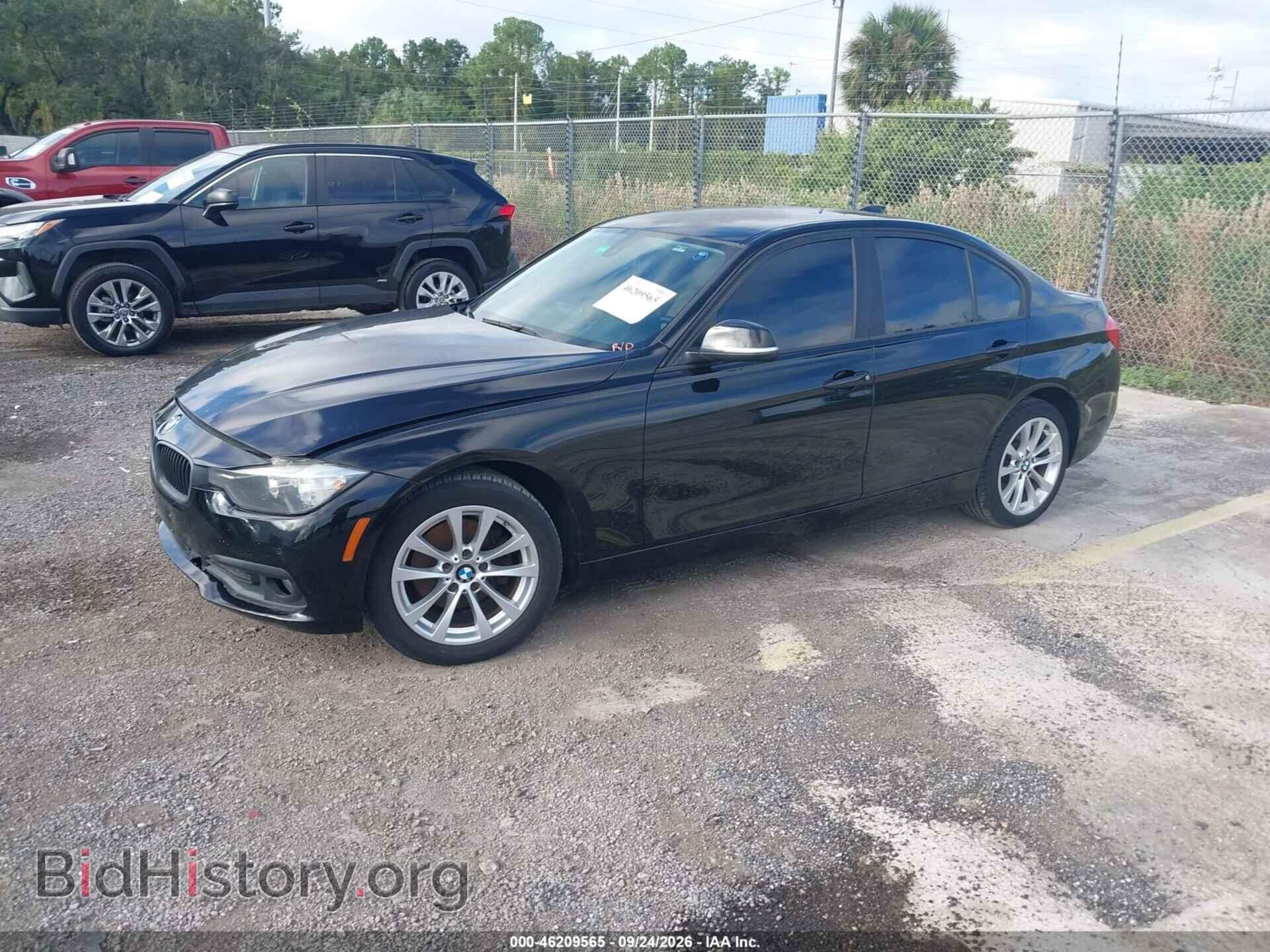2016 BMW 320I - VIN: WBA8E5G5XGNT40446 - Фото 2