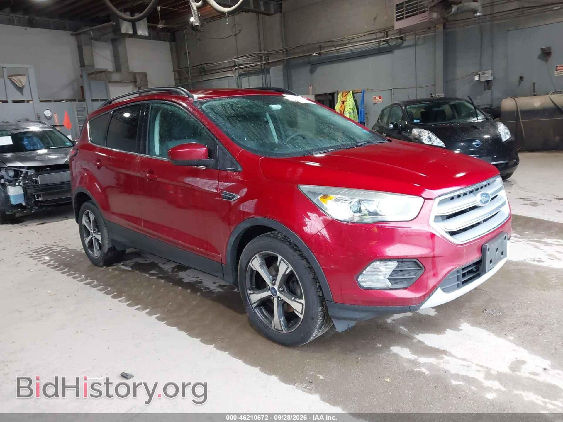 Фотография 1FMCU0GD4HUC47046 - FORD ESCAPE 2017