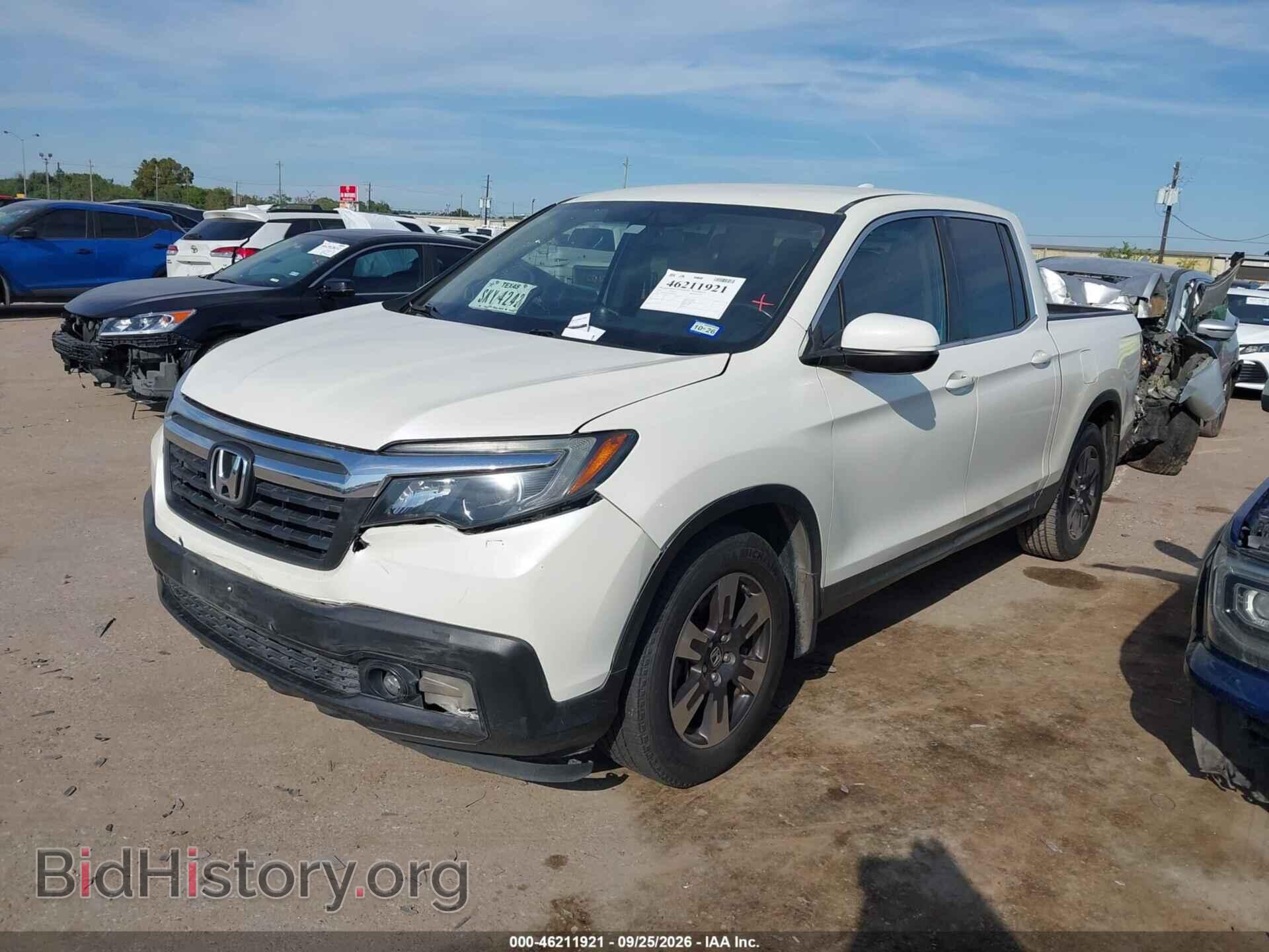 2017 HONDA RIDGELINE - VIN: 5FPYK2F5XHB005562 - Photo 2