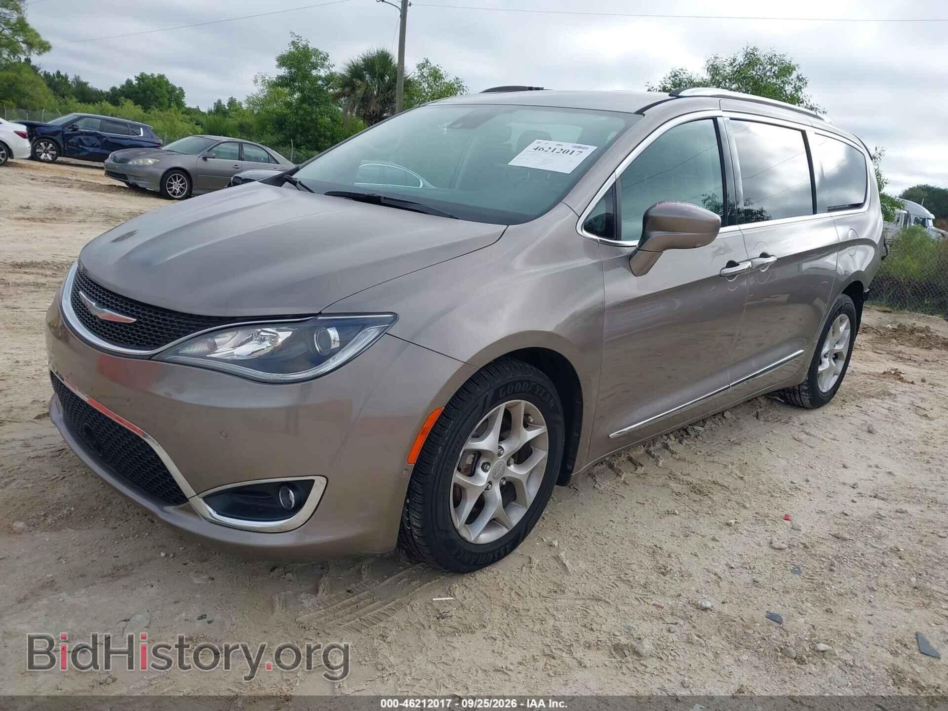 2017 CHRYSLER PACIFICA - VIN: 2C4RC1EGXHR537275 - Photo 2