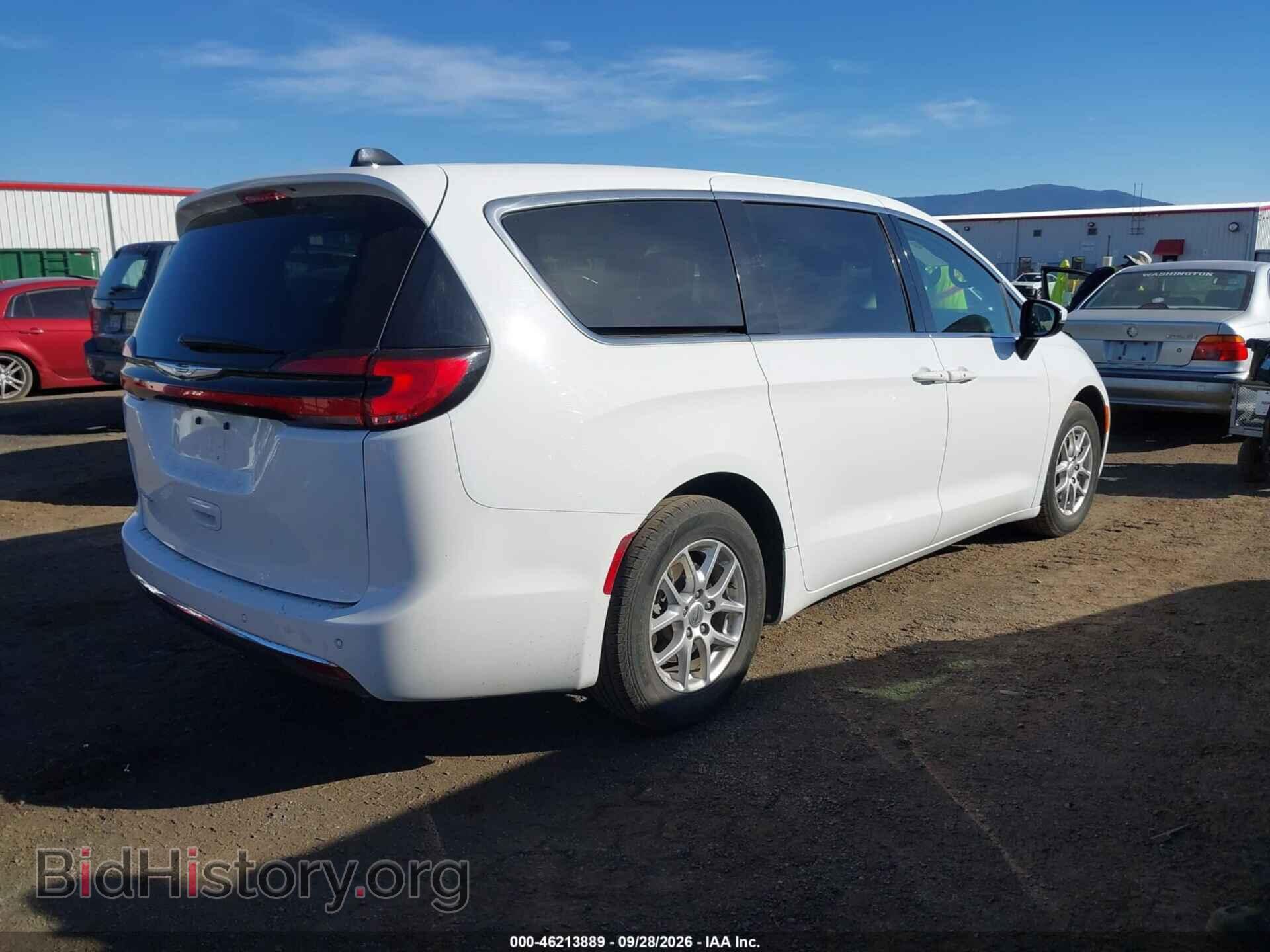 2023 CHRYSLER PACIFICA - VIN: 2C4RC1BG5PR567416 - Photo 4