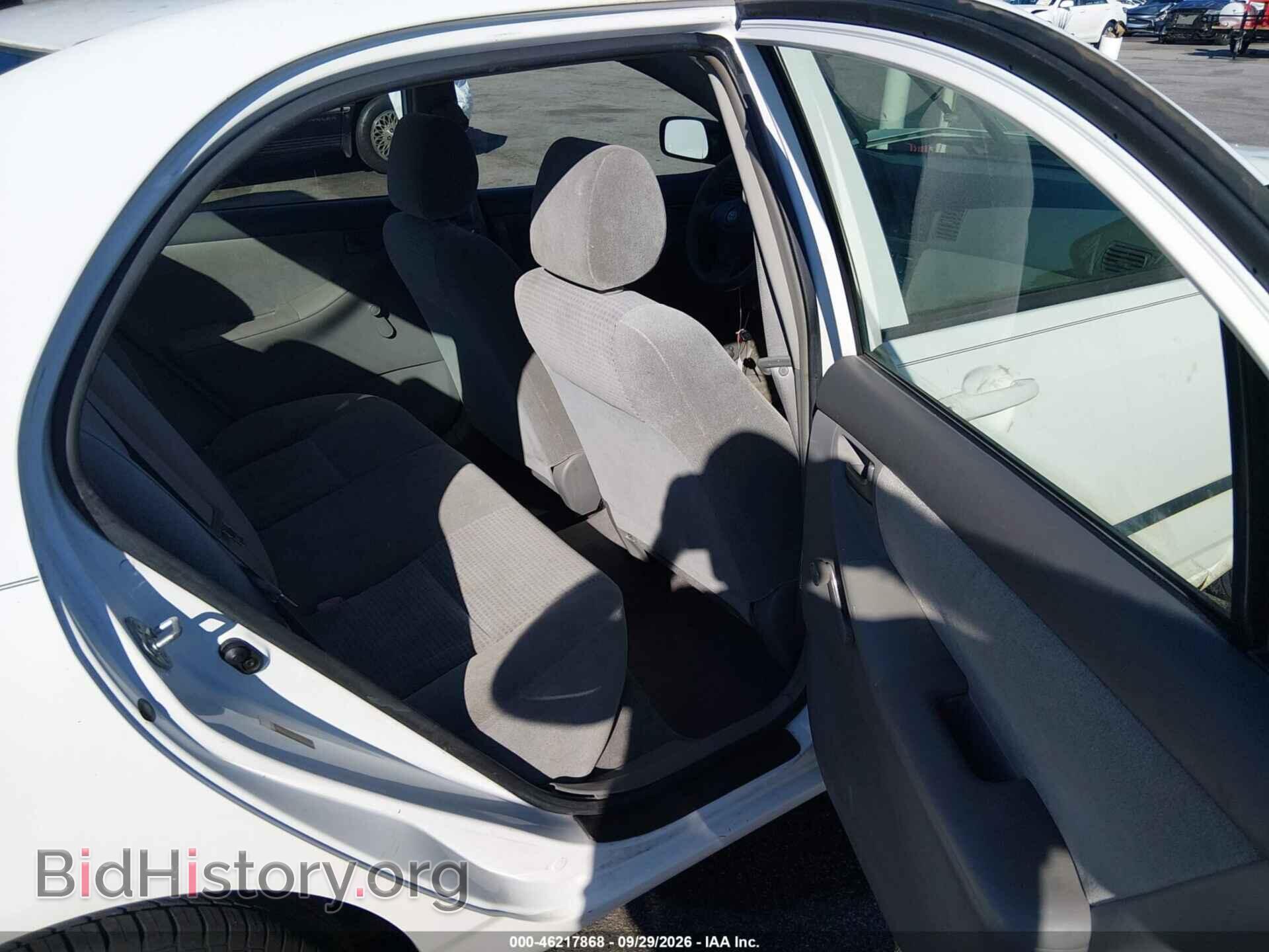 2005 TOYOTA COROLLA - VIN: JTDBR32E452050596 - Photo 8