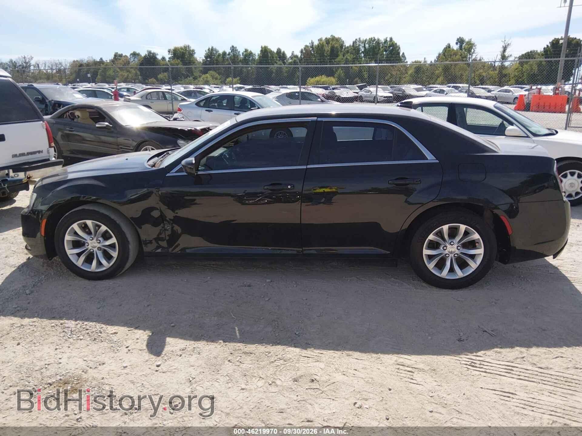 2016 CHRYSLER 300 - VIN: 2C3CCAAG0GH164123 - Photo 14