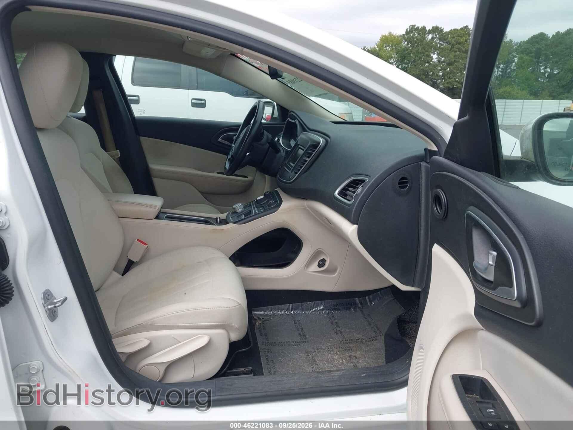 2016 CHRYSLER 200 - VIN: 1C3CCCAB1GN152926 - Фото 5
