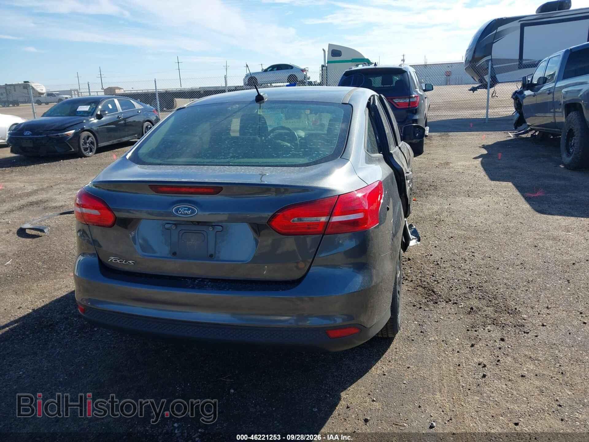 2017 FORD FOCUS - VIN: 1FADP3E22HL295384 - Фото 4