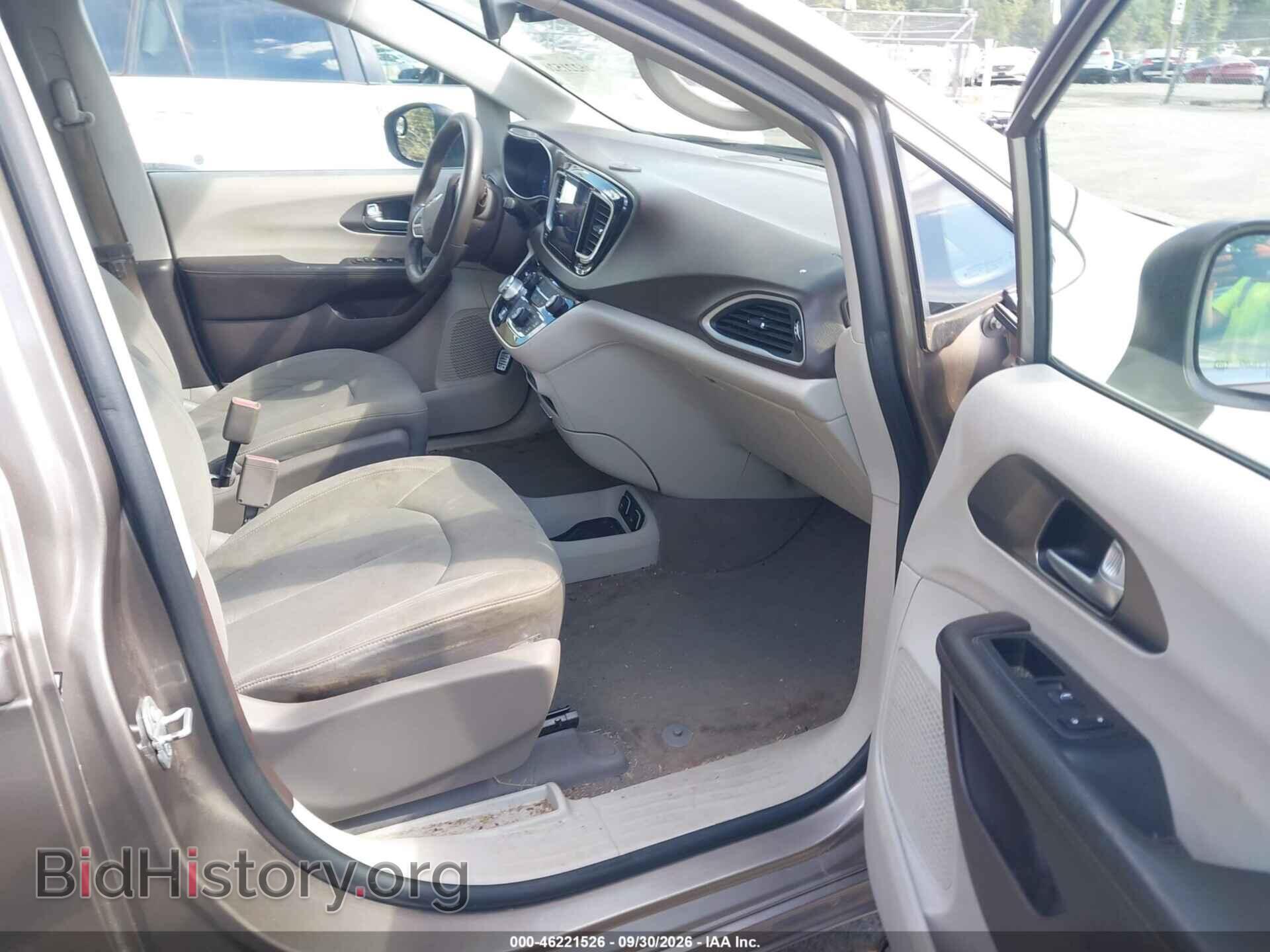 2017 CHRYSLER PACIFICA - VIN: 2C4RC1DG0HR751595 - Photo 5