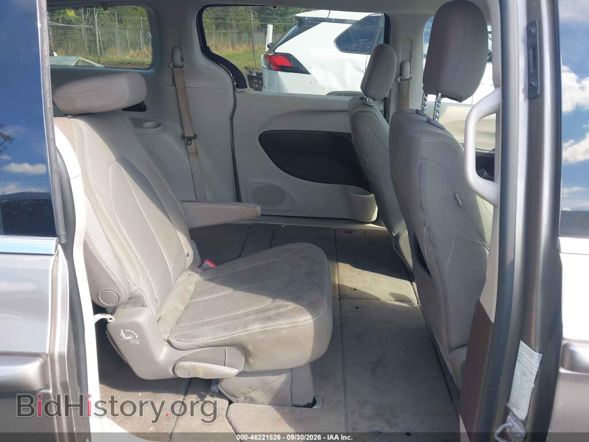 2017 CHRYSLER PACIFICA - VIN: 2C4RC1DG0HR751595 - Photo 8