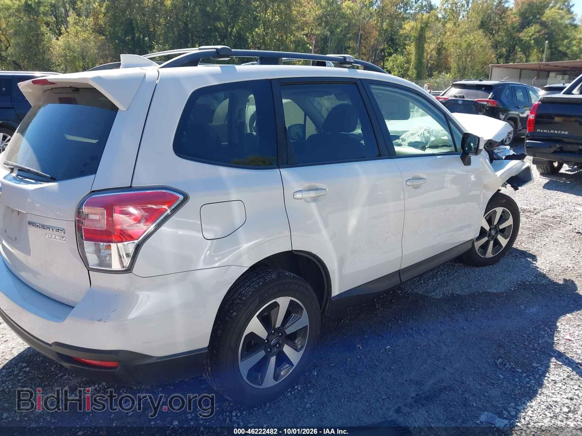 2017 SUBARU FORESTER - VIN: JF2SJAGC8HH488964 - Фото 4