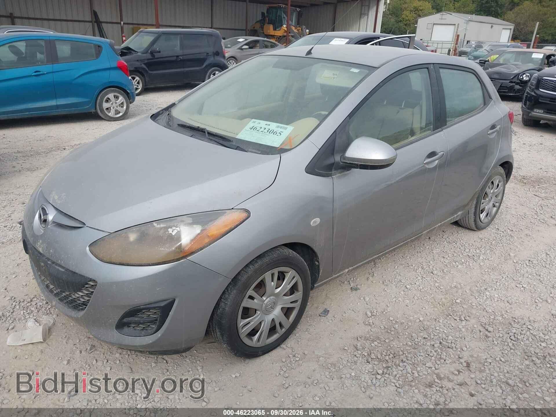 2011 MAZDA MAZDA2 - VIN: JM1DE1HY9B0103469 - Photo 2