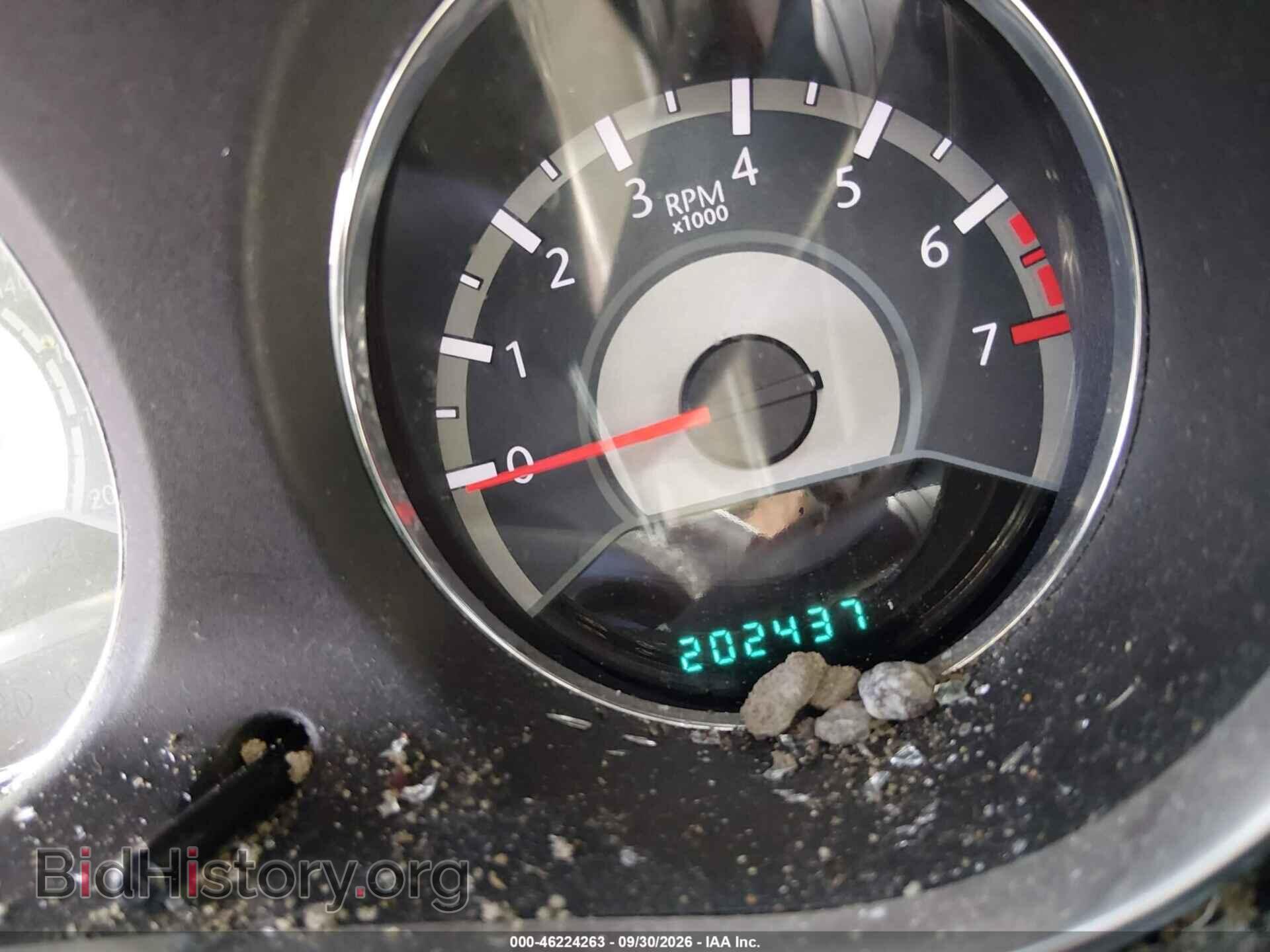 2011 CHRYSLER 200 - VIN: 1C3BC2FG8BN503740 - Фото 7