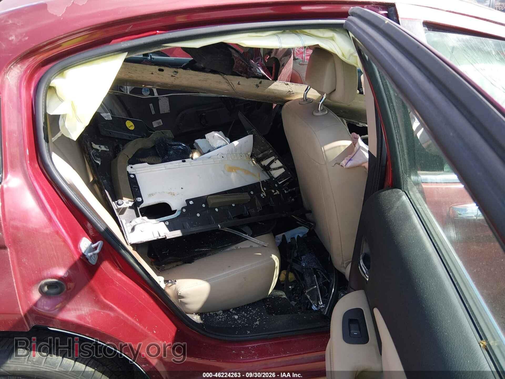 2011 CHRYSLER 200 - VIN: 1C3BC2FG8BN503740 - Фото 8