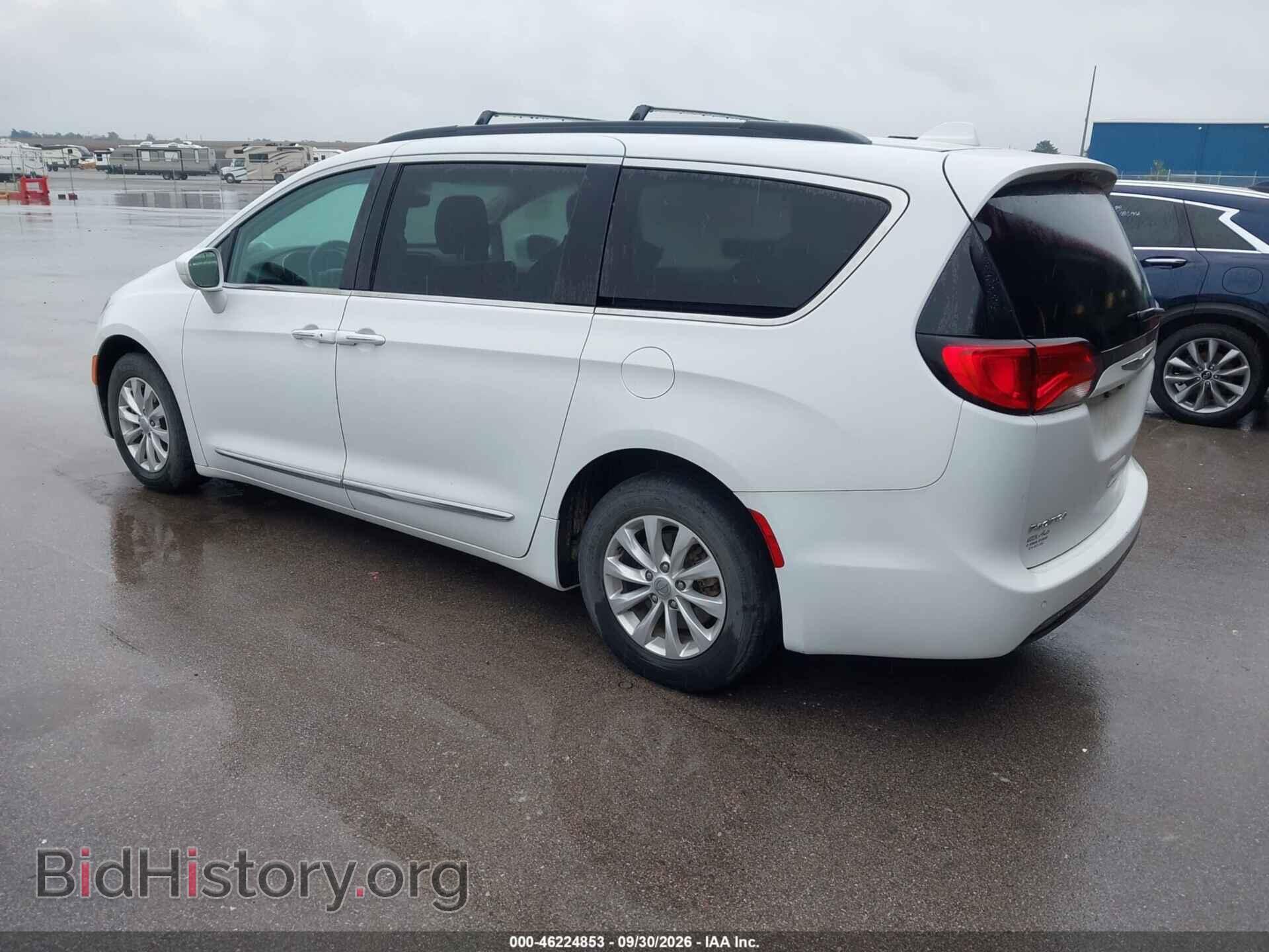 2017 CHRYSLER PACIFICA - VIN: 2C4RC1BG9HR627294 - Фото 3