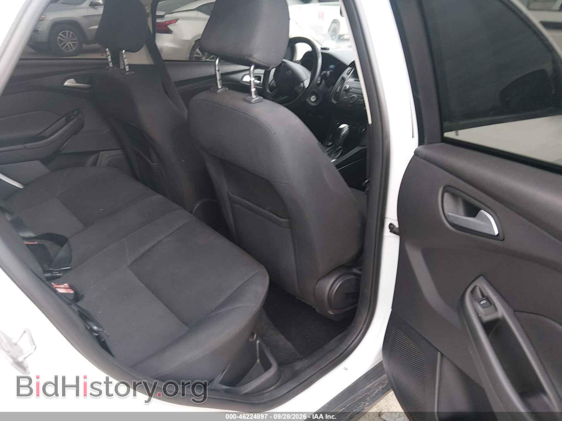 2015 FORD FOCUS - VIN: 1FADP3F28FL263633 - Photo 8