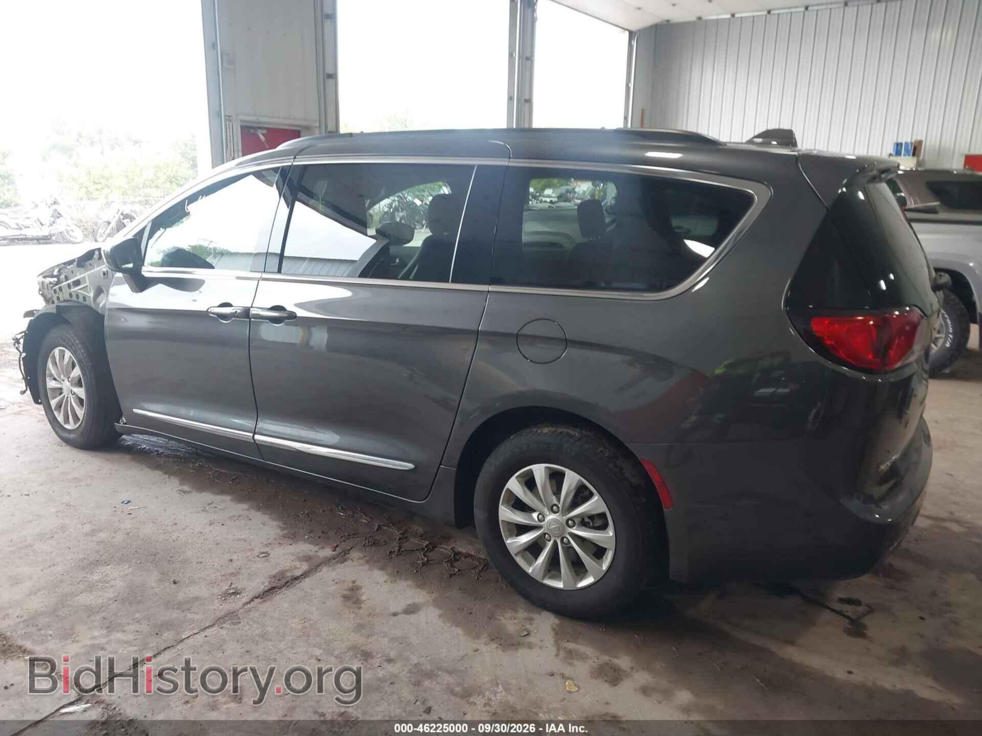 2017 CHRYSLER PACIFICA - VIN: 2C4RC1BG8HR538929 - Photo 3