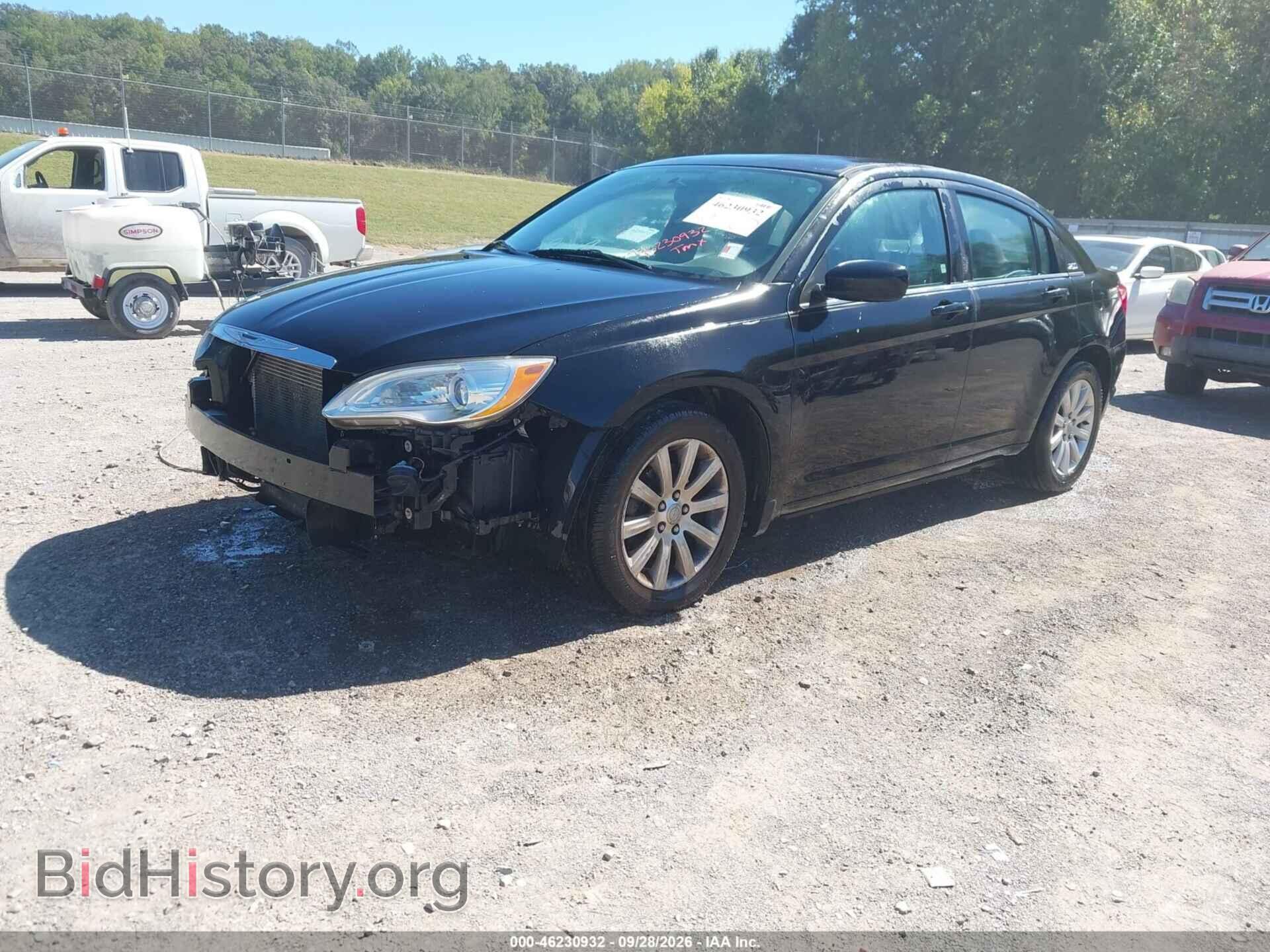 2013 CHRYSLER 200 - VIN: 1C3CCBBB3DN763464 - Photo 2