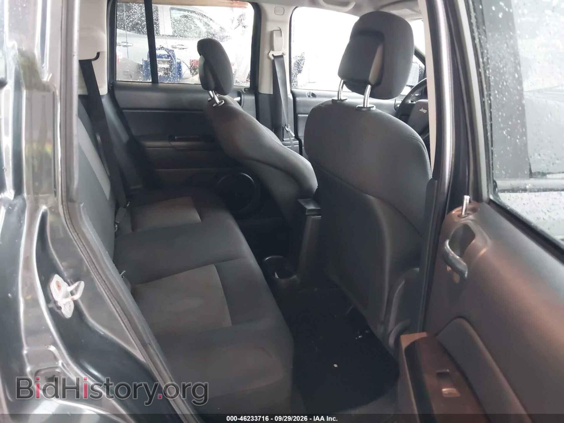 2010 JEEP COMPASS - VIN: 1J4NF1FB9AD671688 - Фото 8