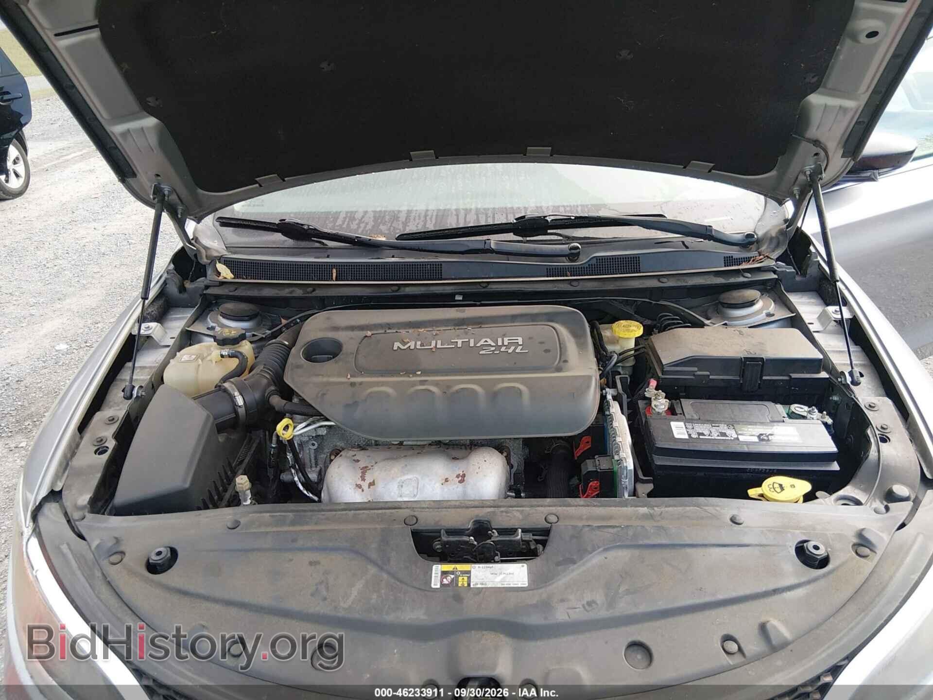 2016 CHRYSLER 200 - VIN: 1C3CCCAB9GN121665 - Photo 10