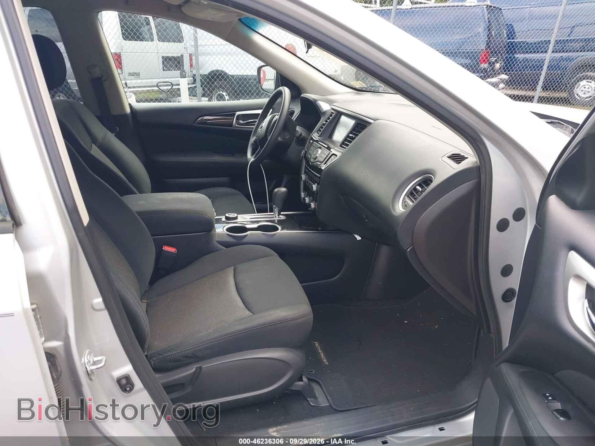 2017 NISSAN PATHFINDER - VIN: 5N1DR2MM8HC660471 - Фото 5