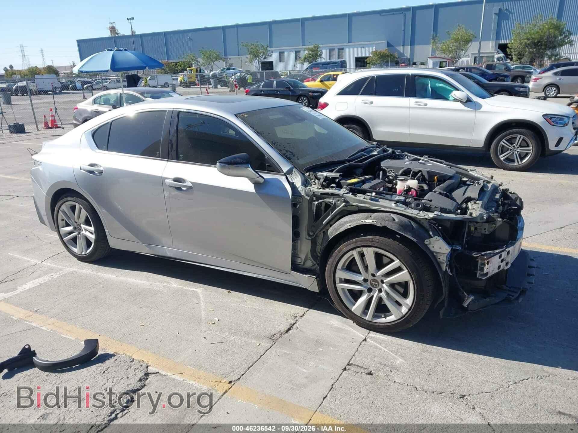 Фотография JTHCA1D26M5113373 - LEXUS IS 300 2021