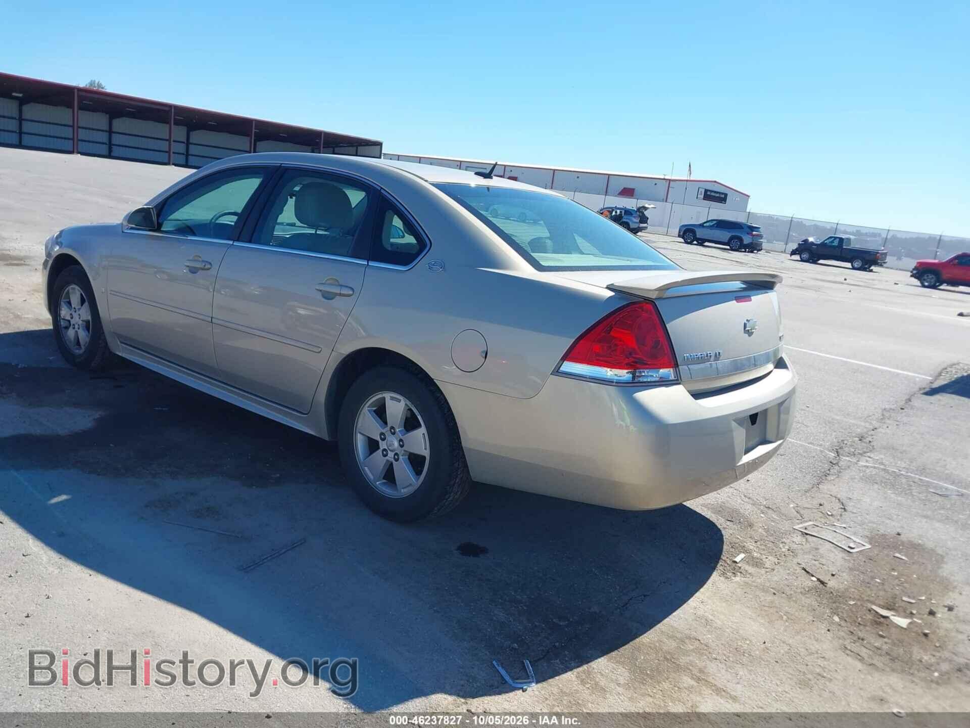 2009 Chevrolet IMPALA (VIN 2G1WT57K291104571) — photo 3 of 11