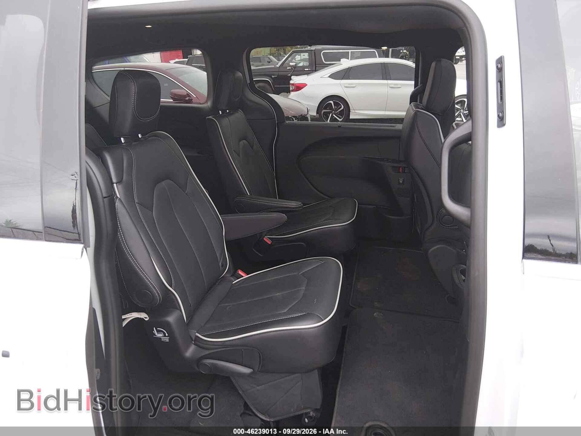 2027 CHRYSLER PACIFICA - VIN: 2C4RC1GGXVR587313 - Photo 8