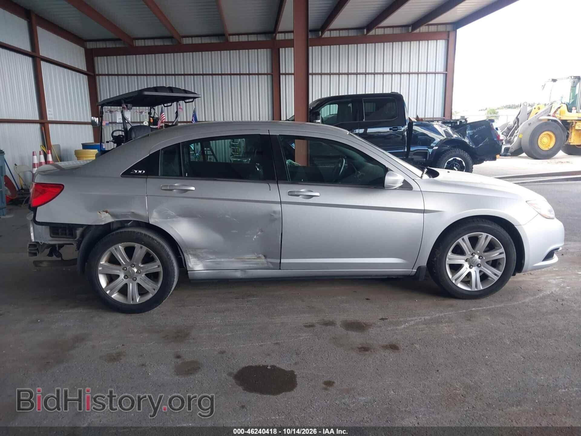 2012 CHRYSLER 200 - VIN: 1C3CCBBB8CN211098 - Фото 13