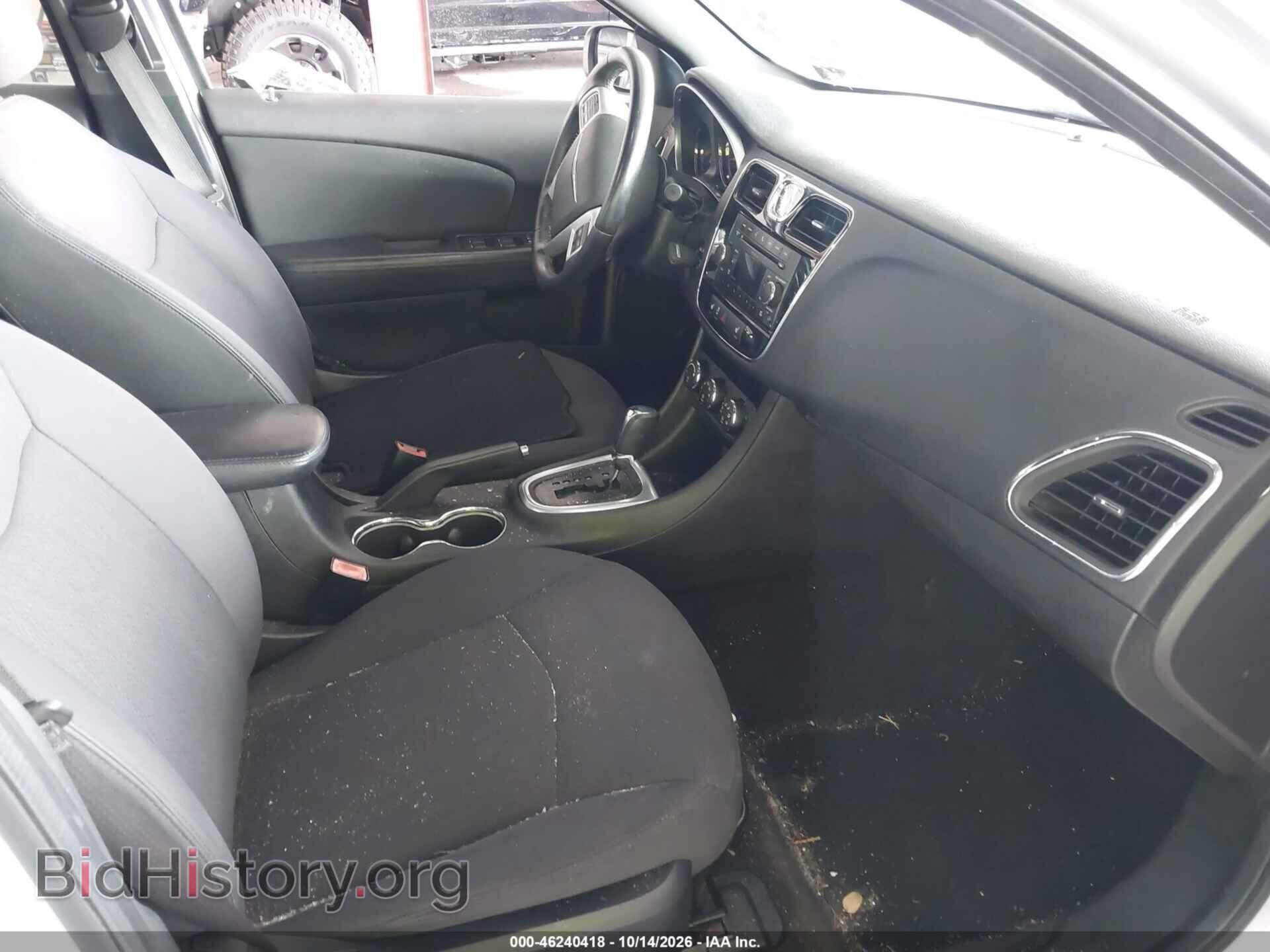 2012 CHRYSLER 200 - VIN: 1C3CCBBB8CN211098 - Фото 5