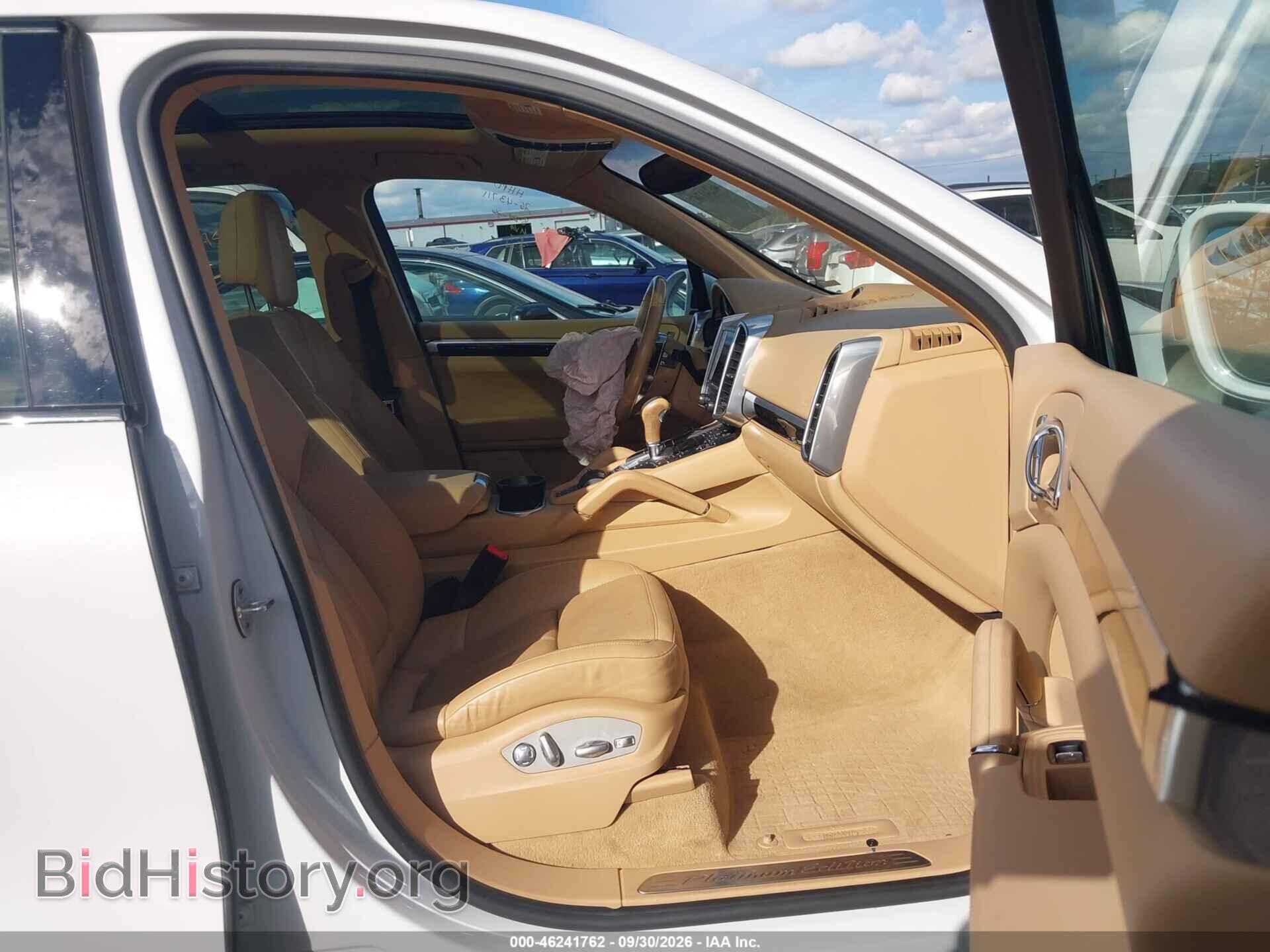 2017 PORSCHE CAYENNE - VIN: WP1AA2A28HKA83561 - Фото 5