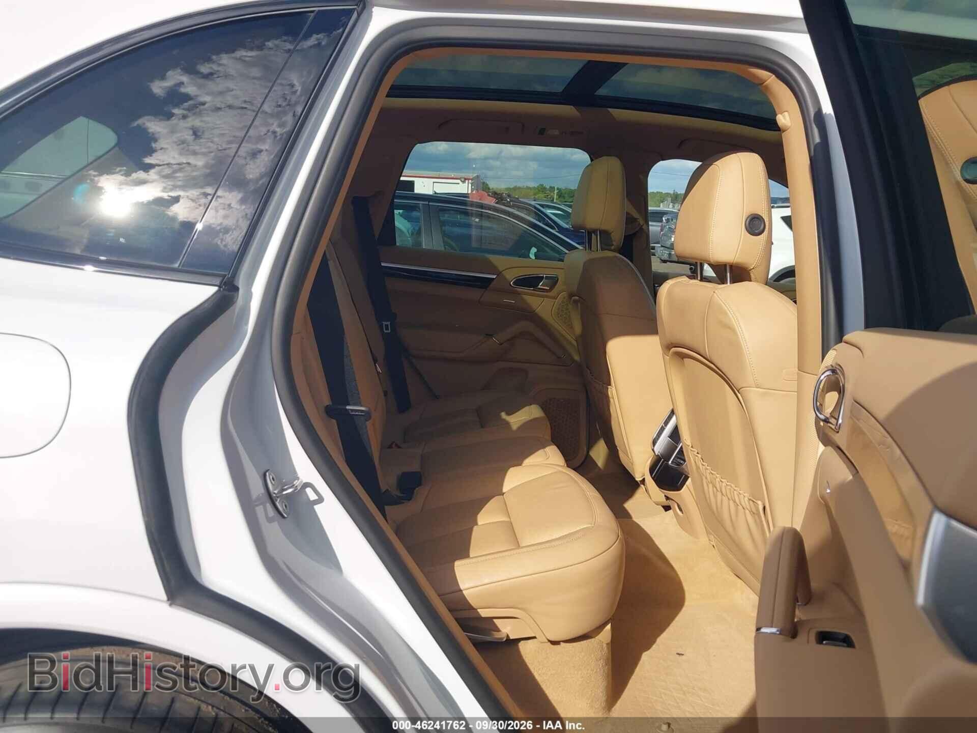 2017 PORSCHE CAYENNE - VIN: WP1AA2A28HKA83561 - Фото 8