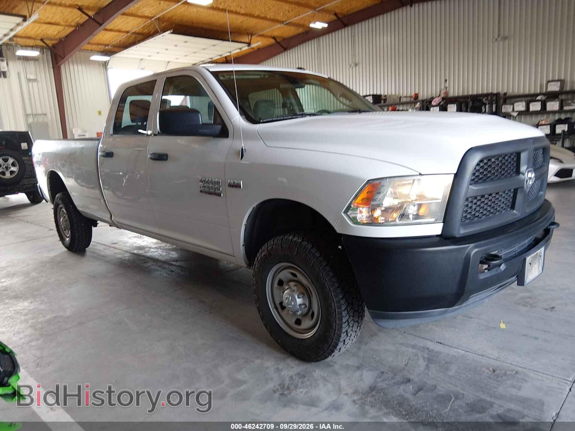 Photo 3C6TR5HT7JG287579 - RAM 2500 2018