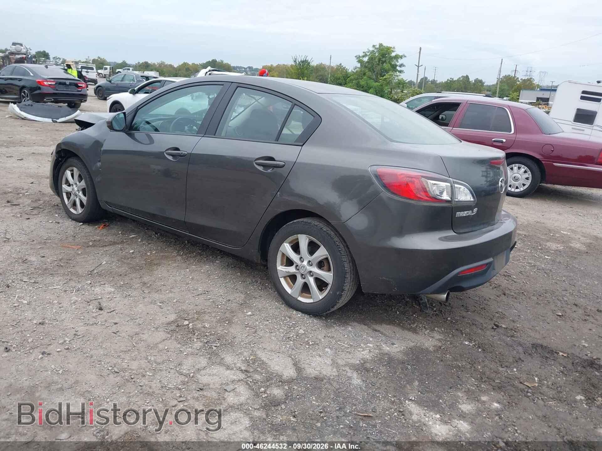 2011 MAZDA MAZDA3 - VIN: JM1BL1VG3B1421834 - Фото 3