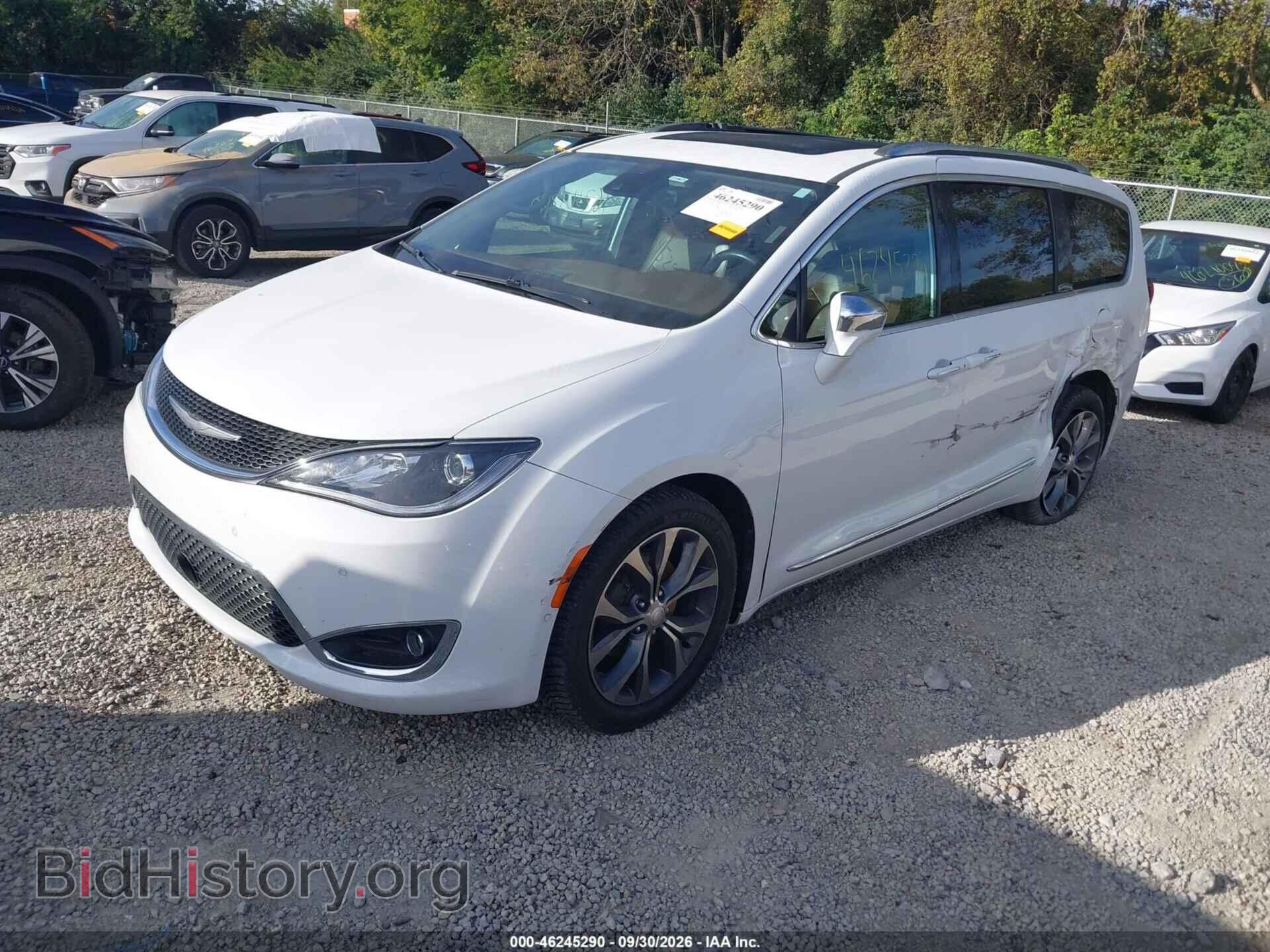 2017 CHRYSLER PACIFICA - VIN: 2C4RC1GG1HR507370 - Photo 2