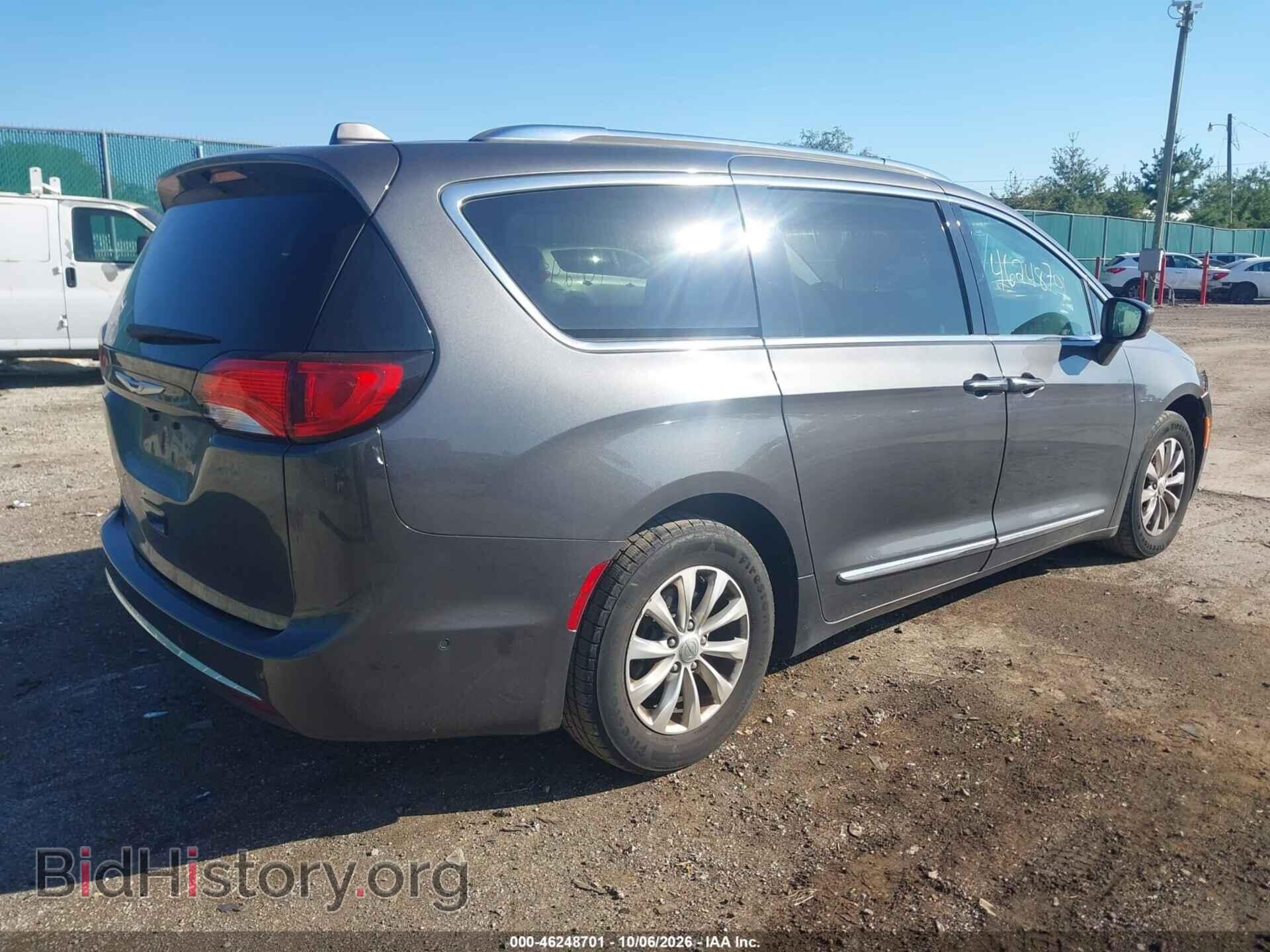 2018 CHRYSLER PACIFICA - VIN: 2C4RC1BG5JR127865 - Фото 4