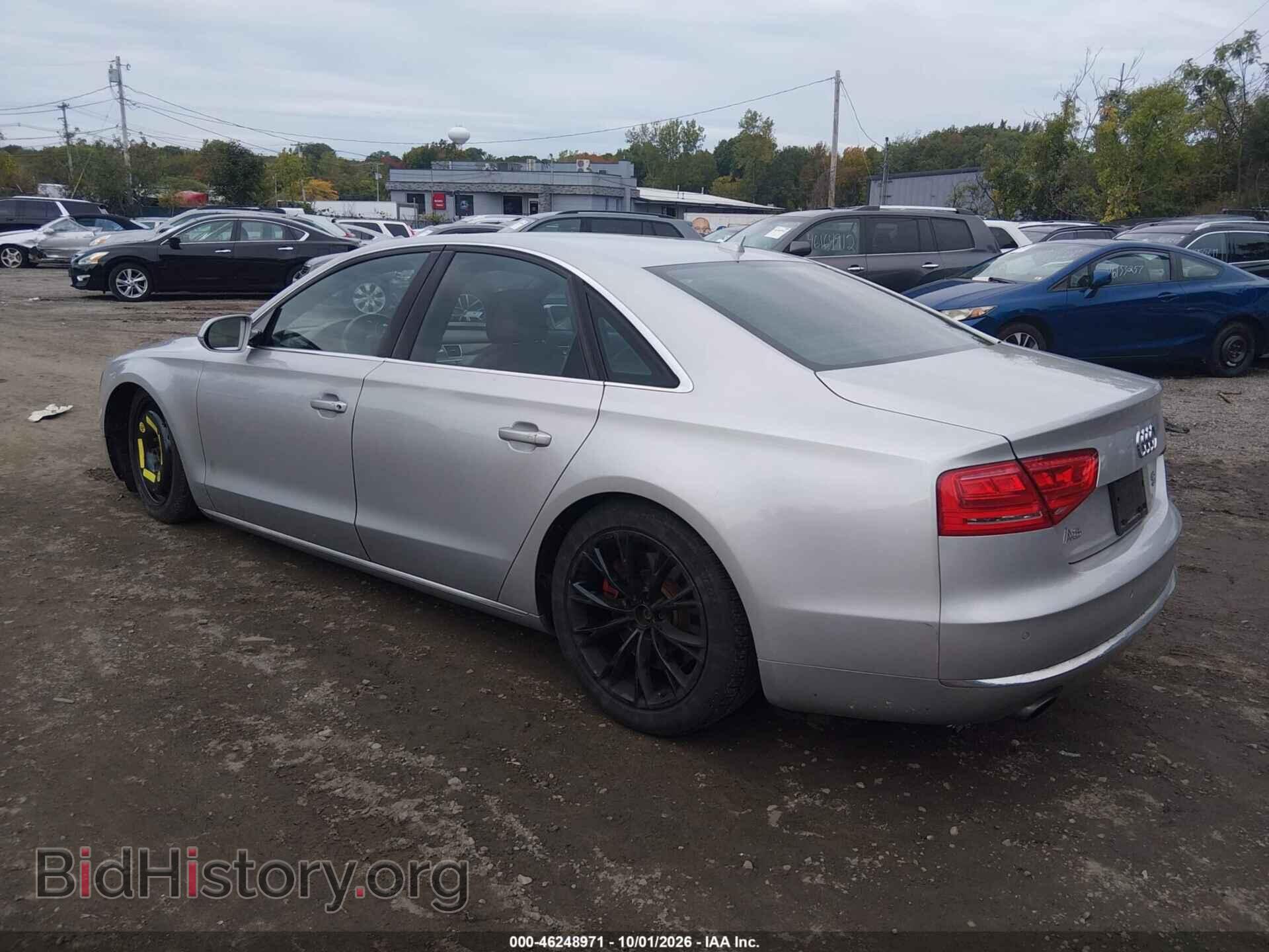 2011 AUDI A8 - VIN: WAUAVAFD1BN018175 - Фото 3
