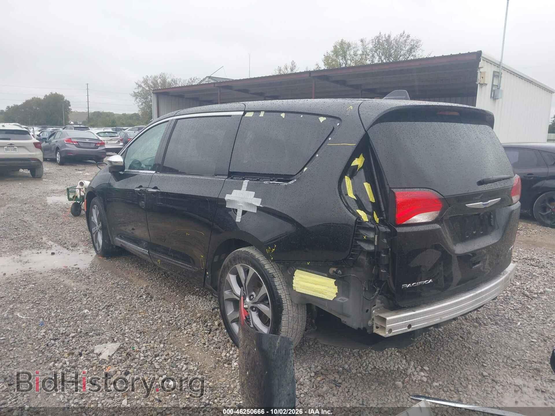 2018 CHRYSLER PACIFICA - VIN: 2C4RC1GG1JR338134 - Фото 3