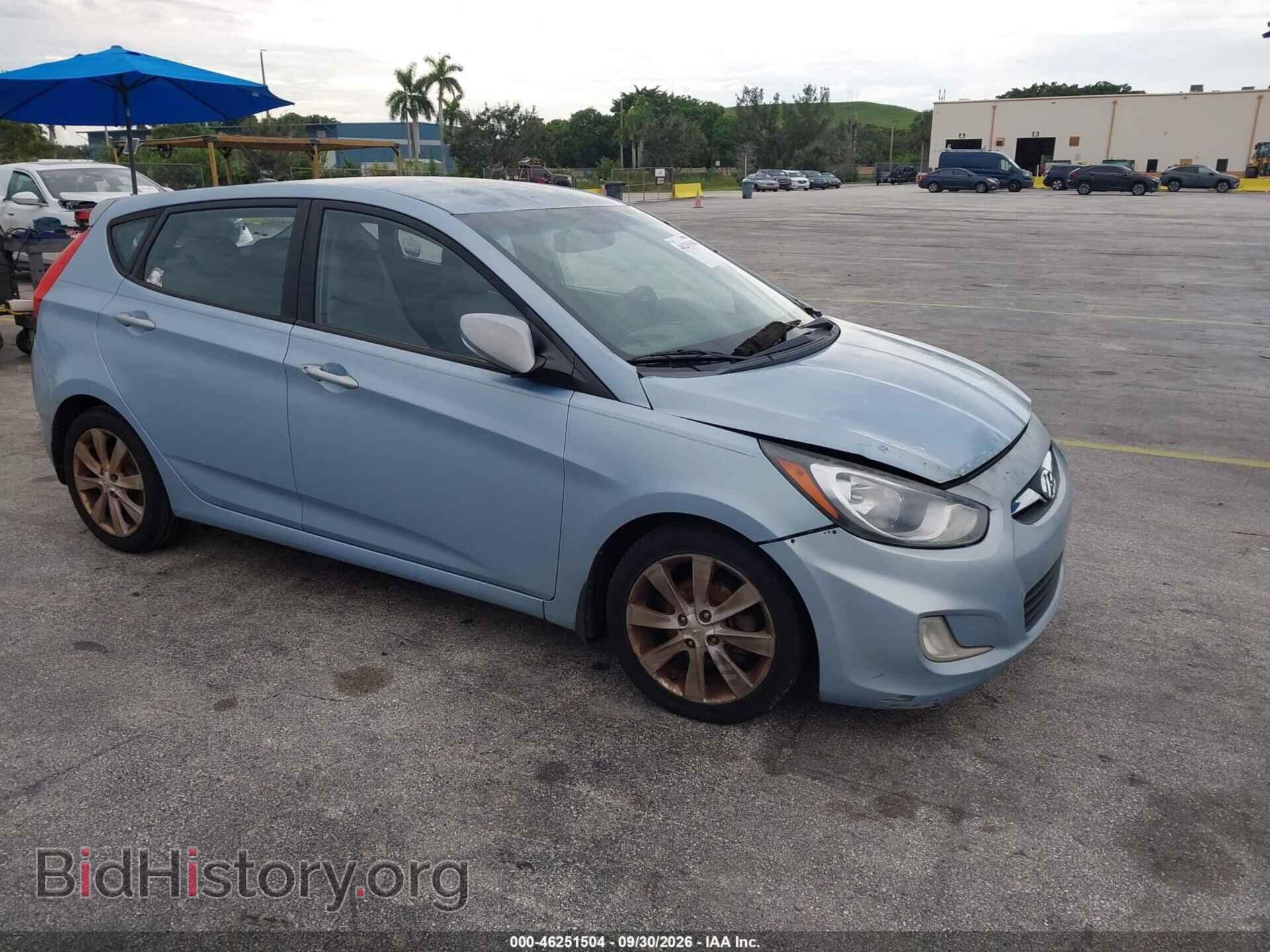 Photo KMHCU5AE0DU097574 - HYUNDAI ACCENT 2013