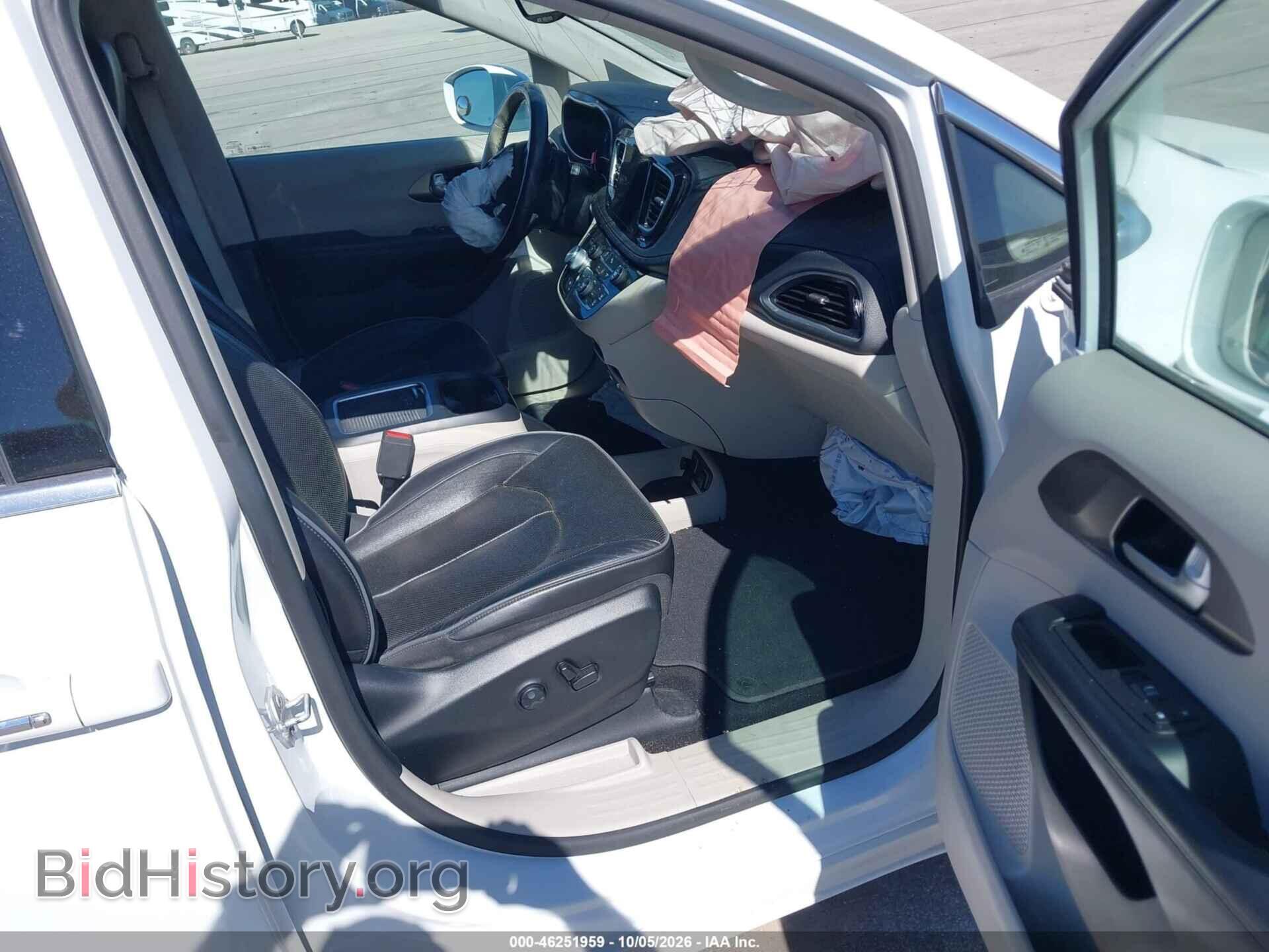 2018 CHRYSLER PACIFICA - VIN: 2C4RC1GG7JR149651 - Фото 5