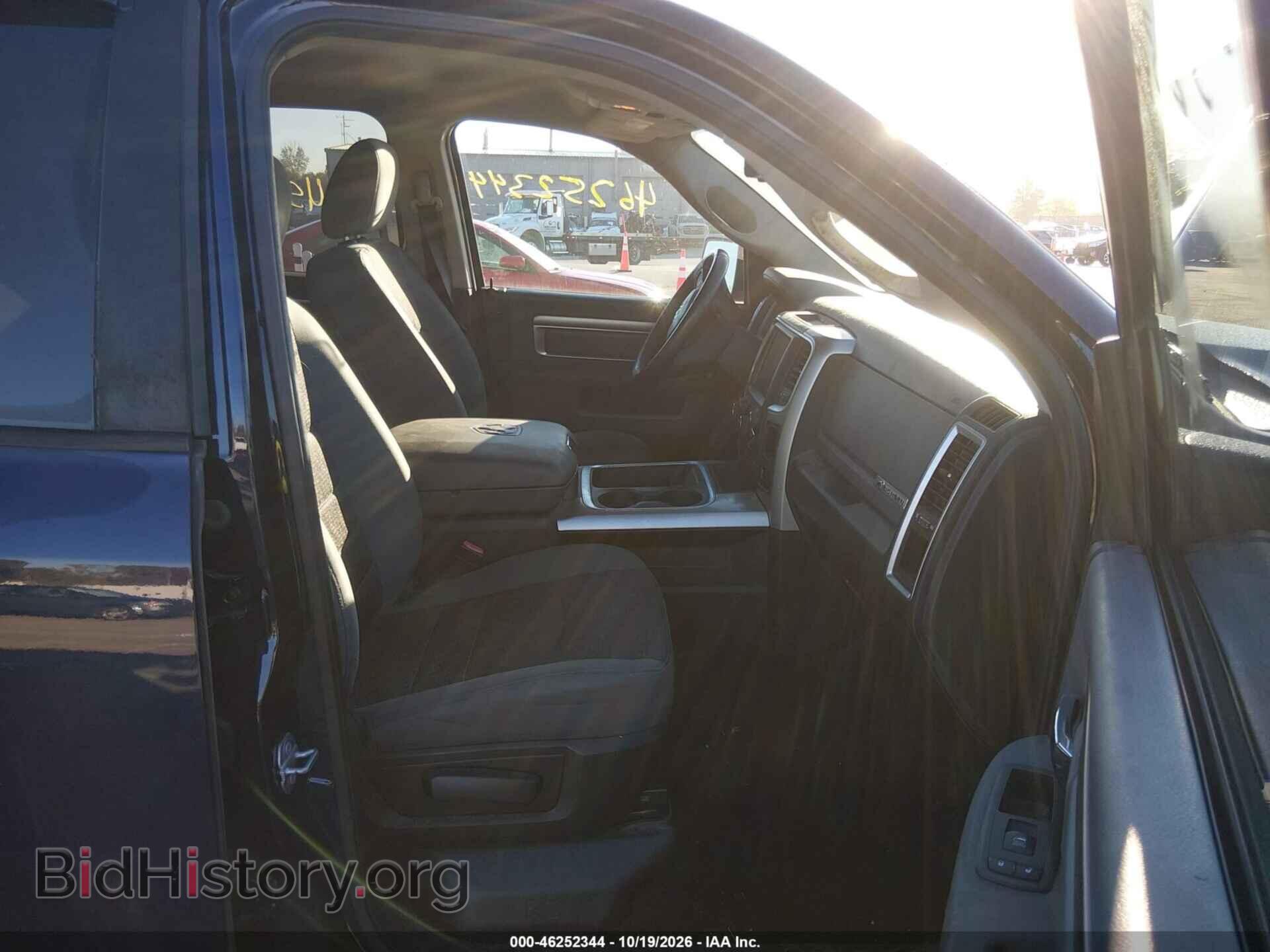 2016 RAM 1500 - VIN: 3C6RR7LT3GG206535 - Фото 5