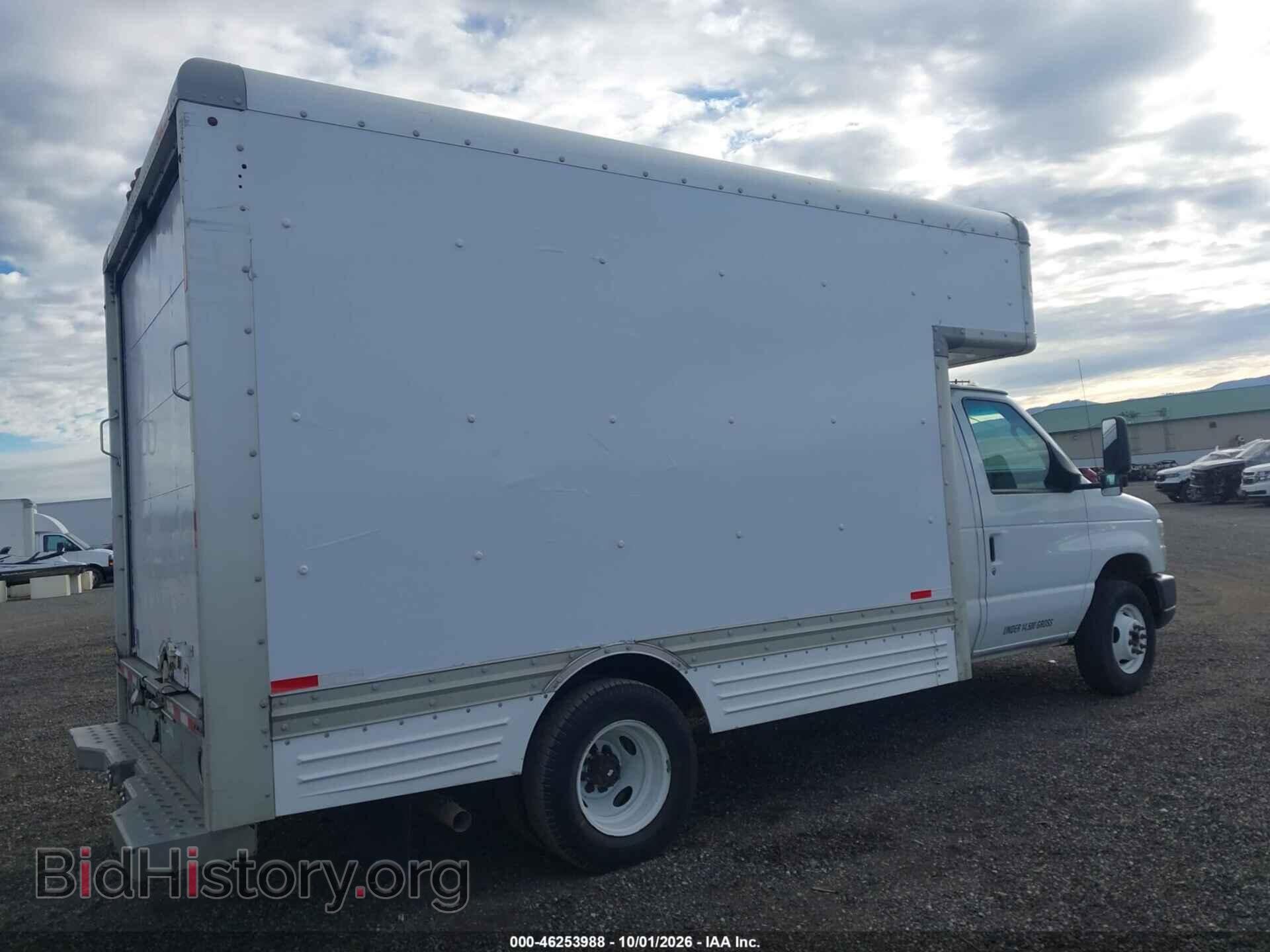 2012 FORD E-450 CUTAWAY - VIN: 1FDXE4FS7CDB02646 - Фото 4