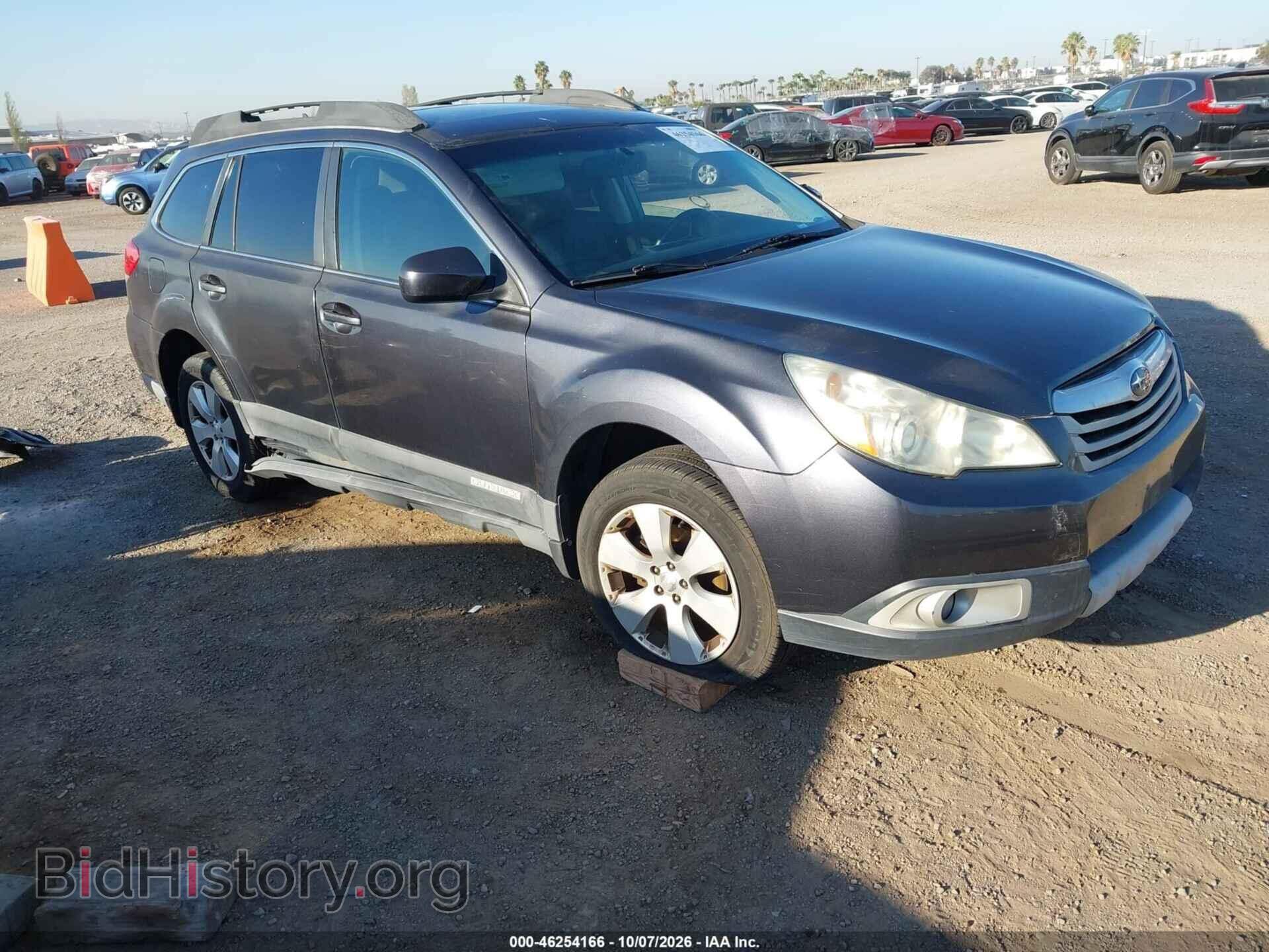 Photo 4S4BRCKC8B3337214 - SUBARU OUTBACK 2011