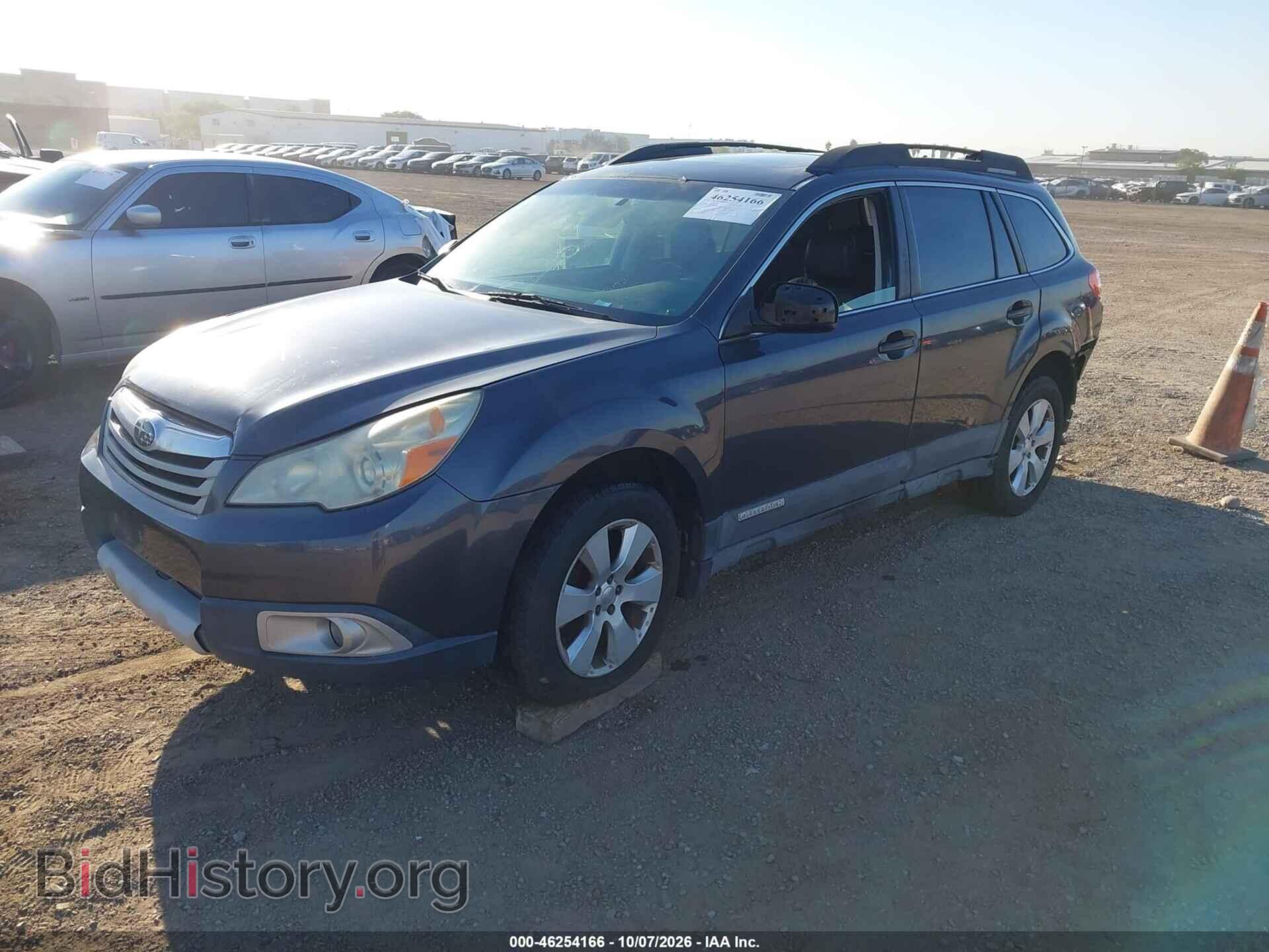 2011 SUBARU OUTBACK - VIN: 4S4BRCKC8B3337214 - Photo 2