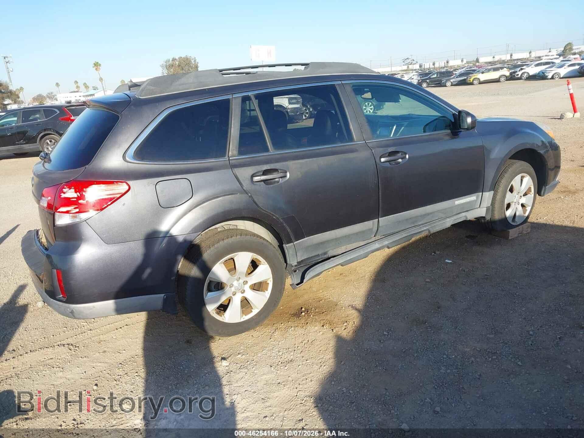 2011 SUBARU OUTBACK - VIN: 4S4BRCKC8B3337214 - Photo 4