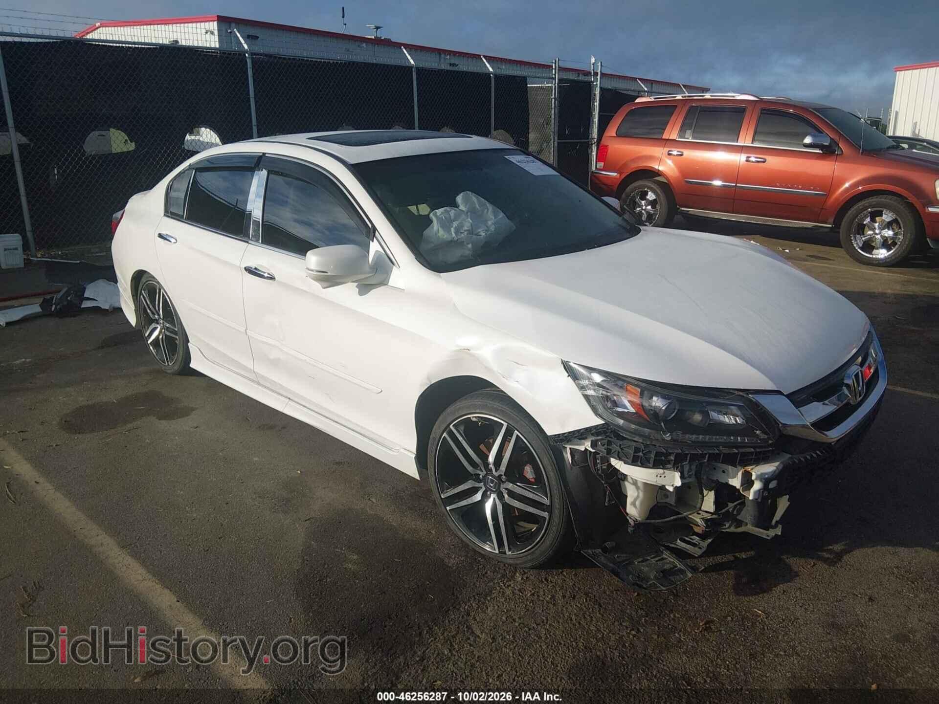 Photo 1HGCR2F87DA000123 - HONDA ACCORD 2013