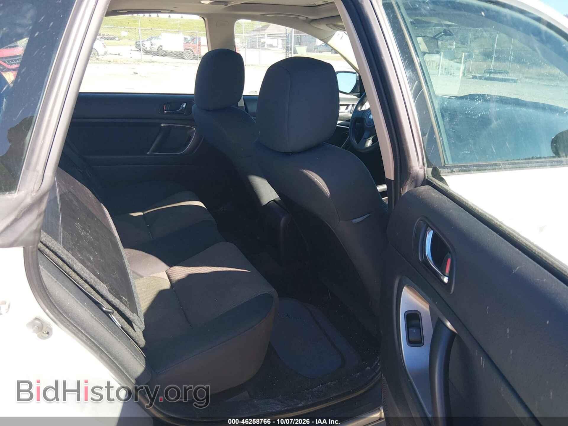 2007 SUBARU LEGACY - VIN: 4S3BL616X77208135 - Фото 8