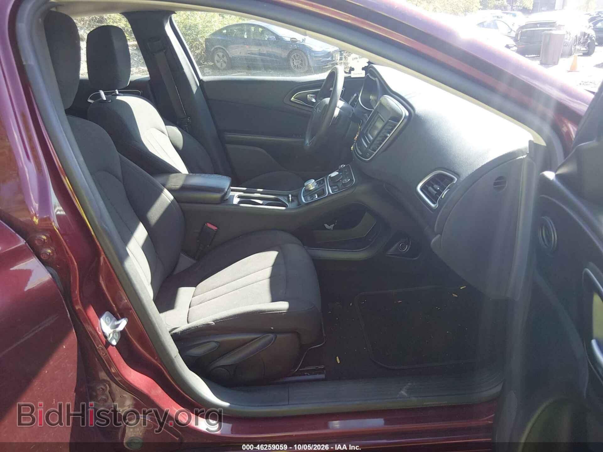 2016 CHRYSLER 200 - VIN: 1C3CCCAB1GN104634 - Фото 5