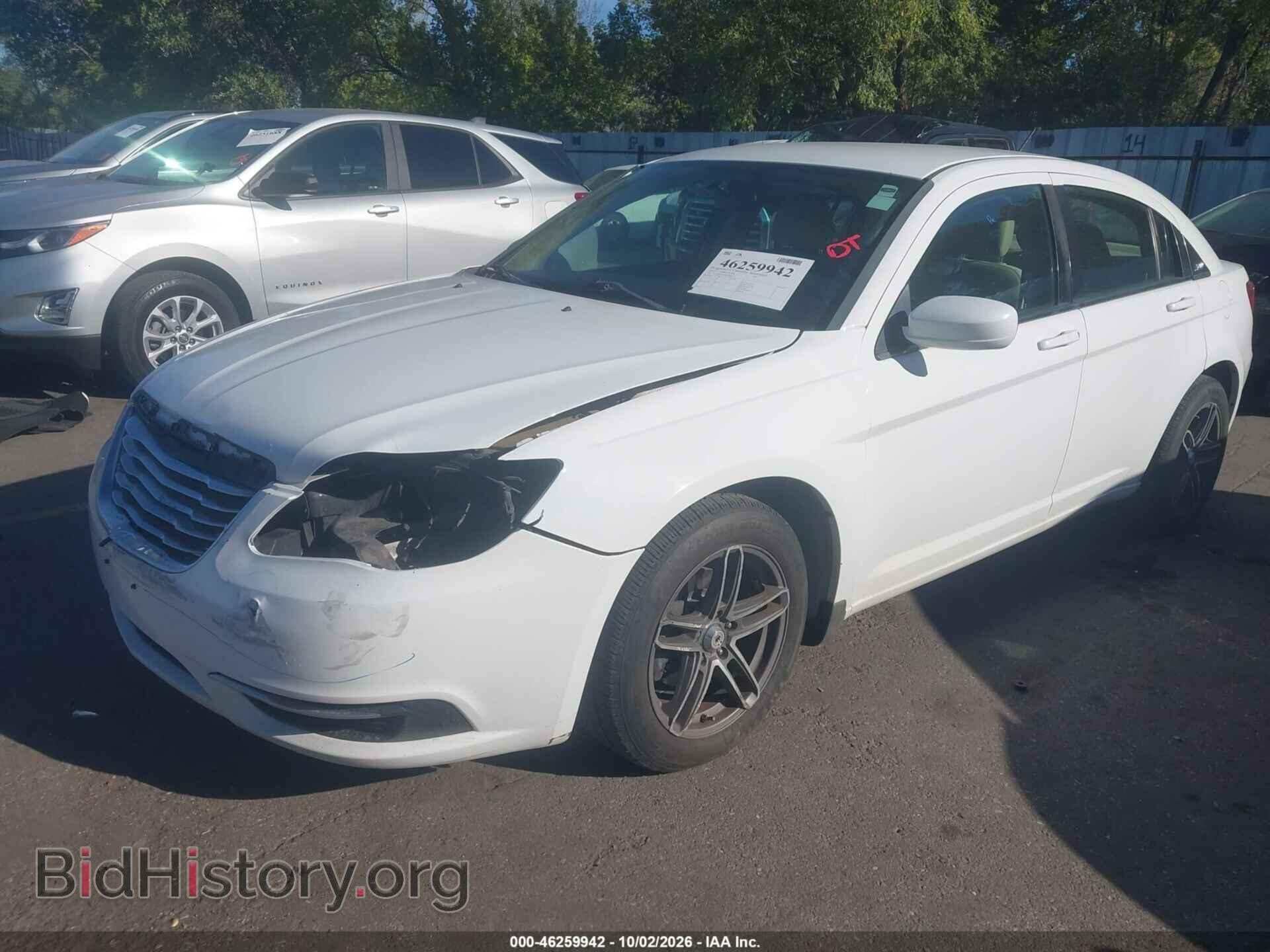 2012 CHRYSLER 200 - VIN: 1C3CCBAB6CN272094 - Photo 2
